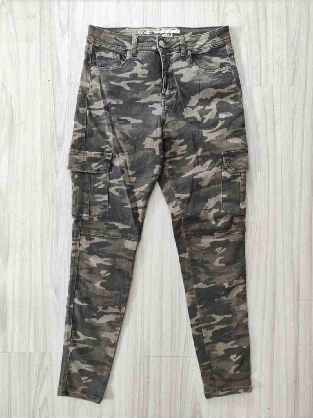 Pantalón Mujer Sybilla Verde Camuflaje Talla 40 - miniatura 1