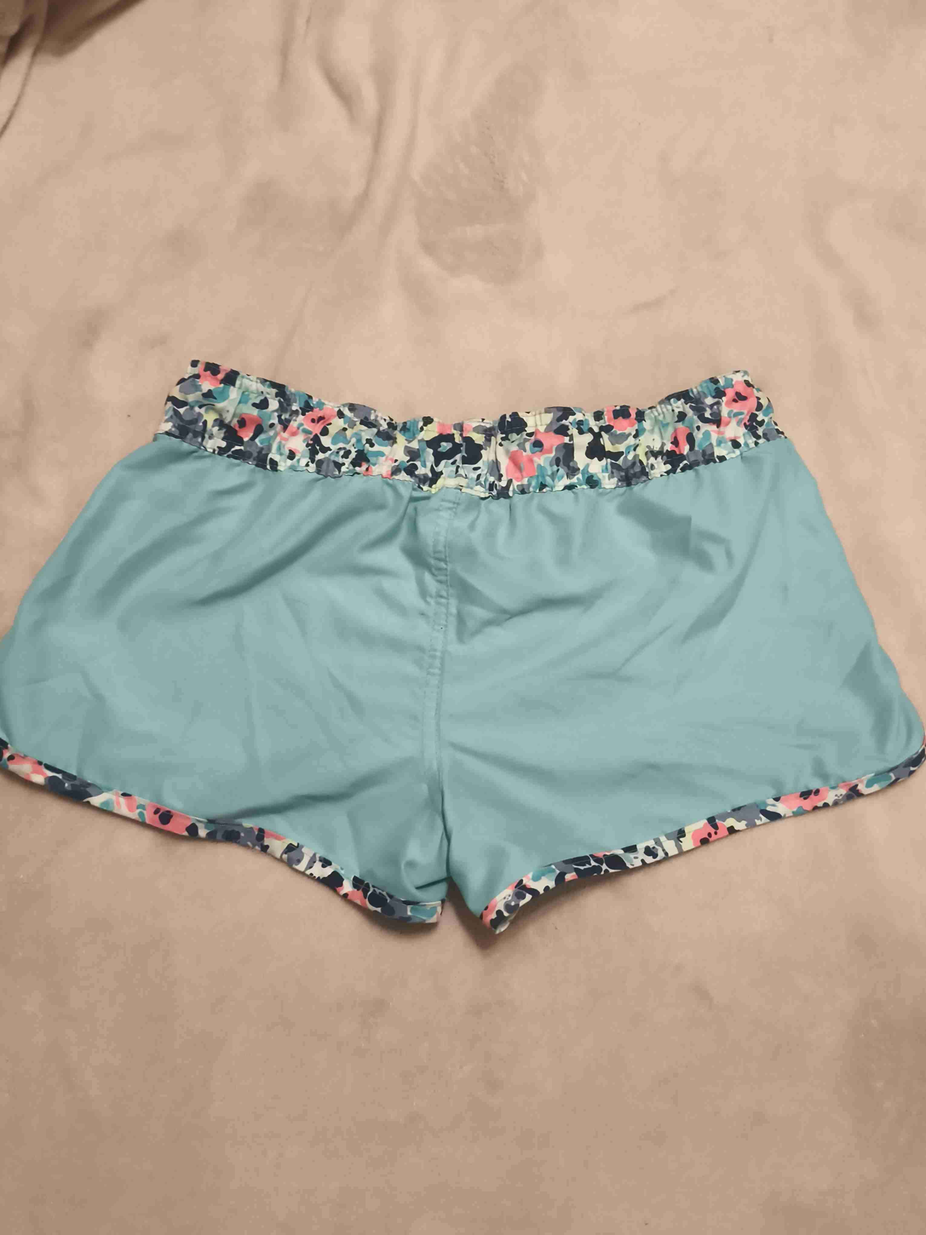 Shorts deportivos celestes - miniatura 2