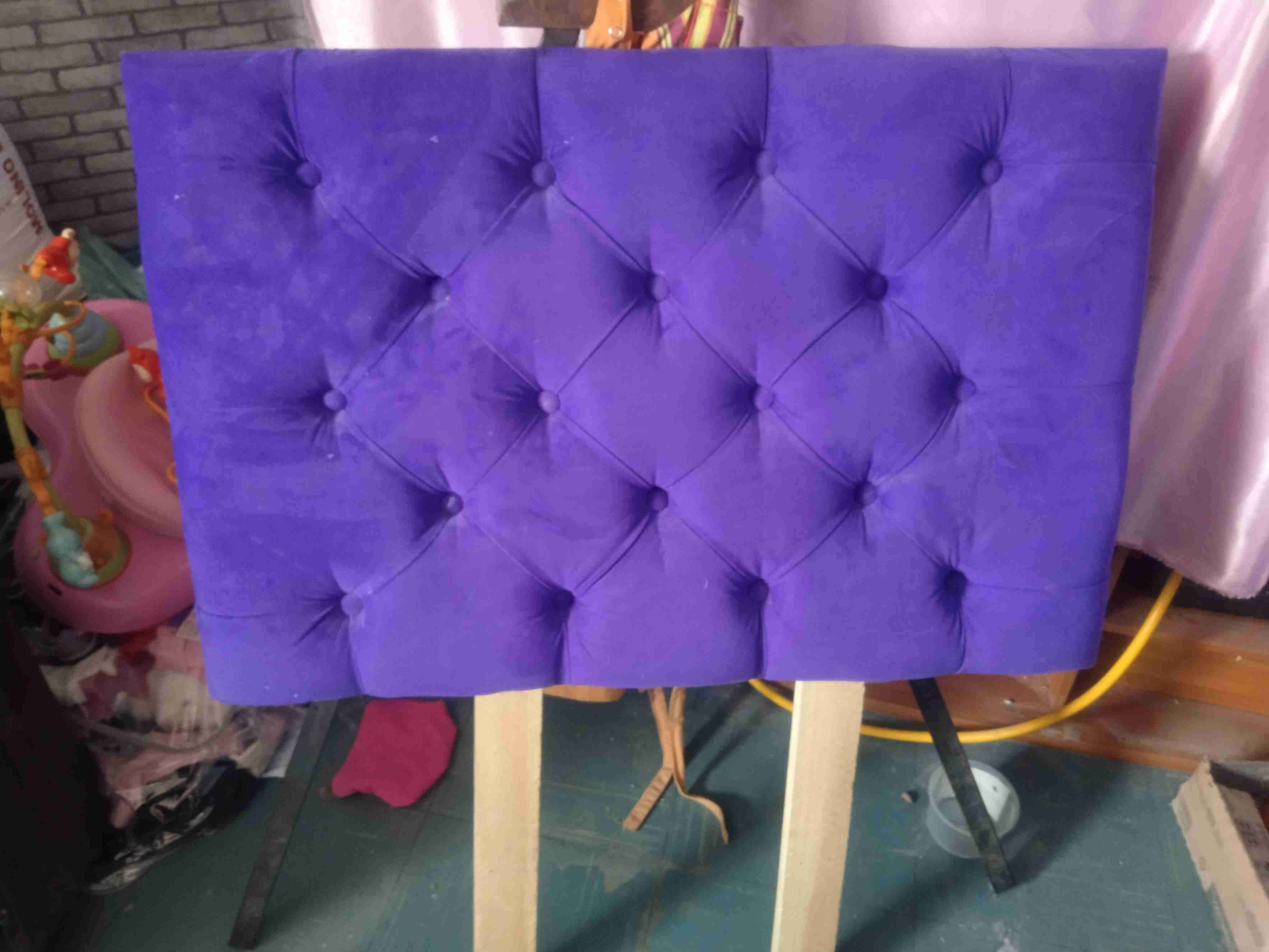 Respaldo de cama morado 1 plaza y el otro es 1 /2 - miniatura 2
