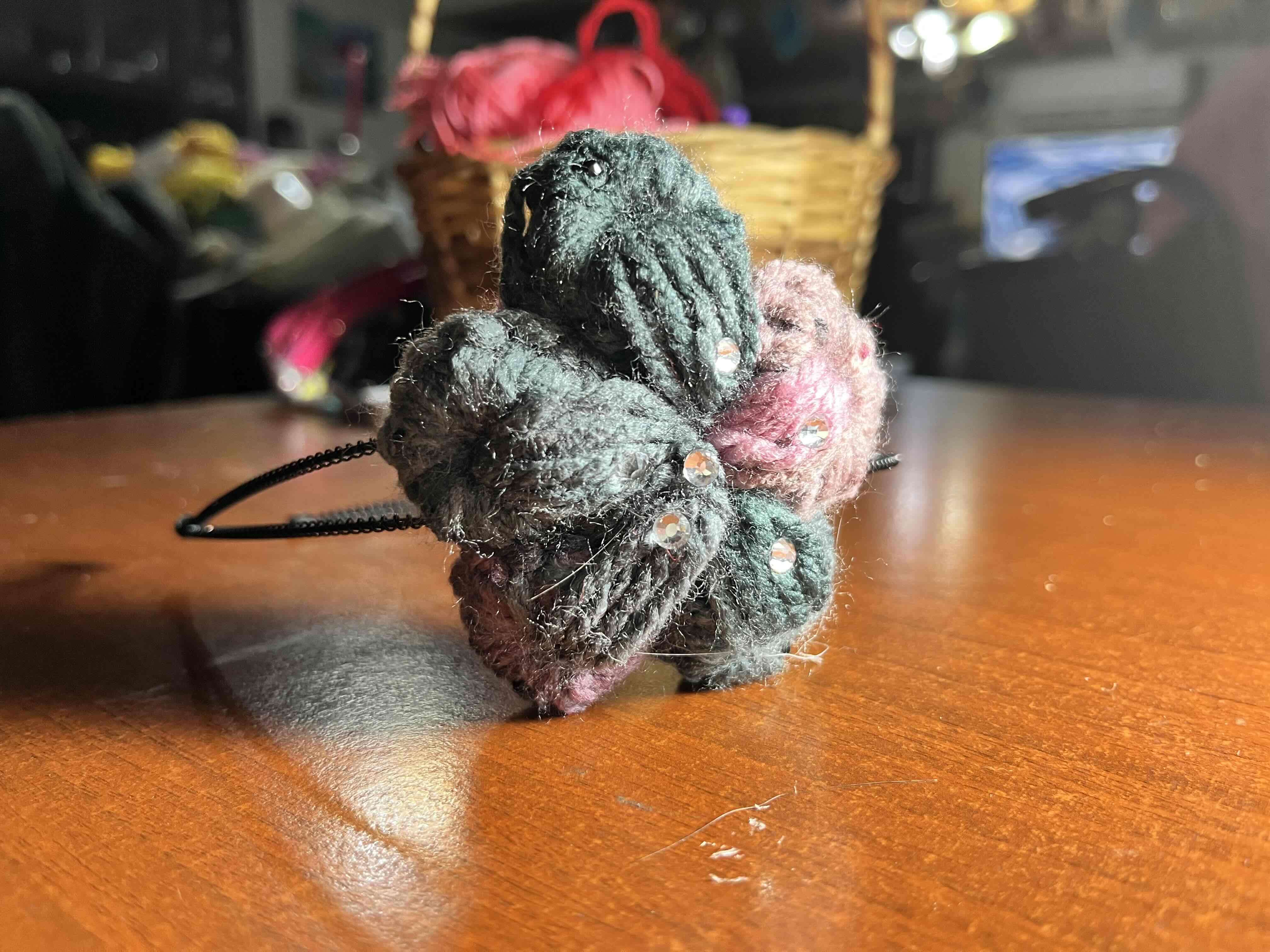 Cinta de pelo con adorno floral - miniatura 1