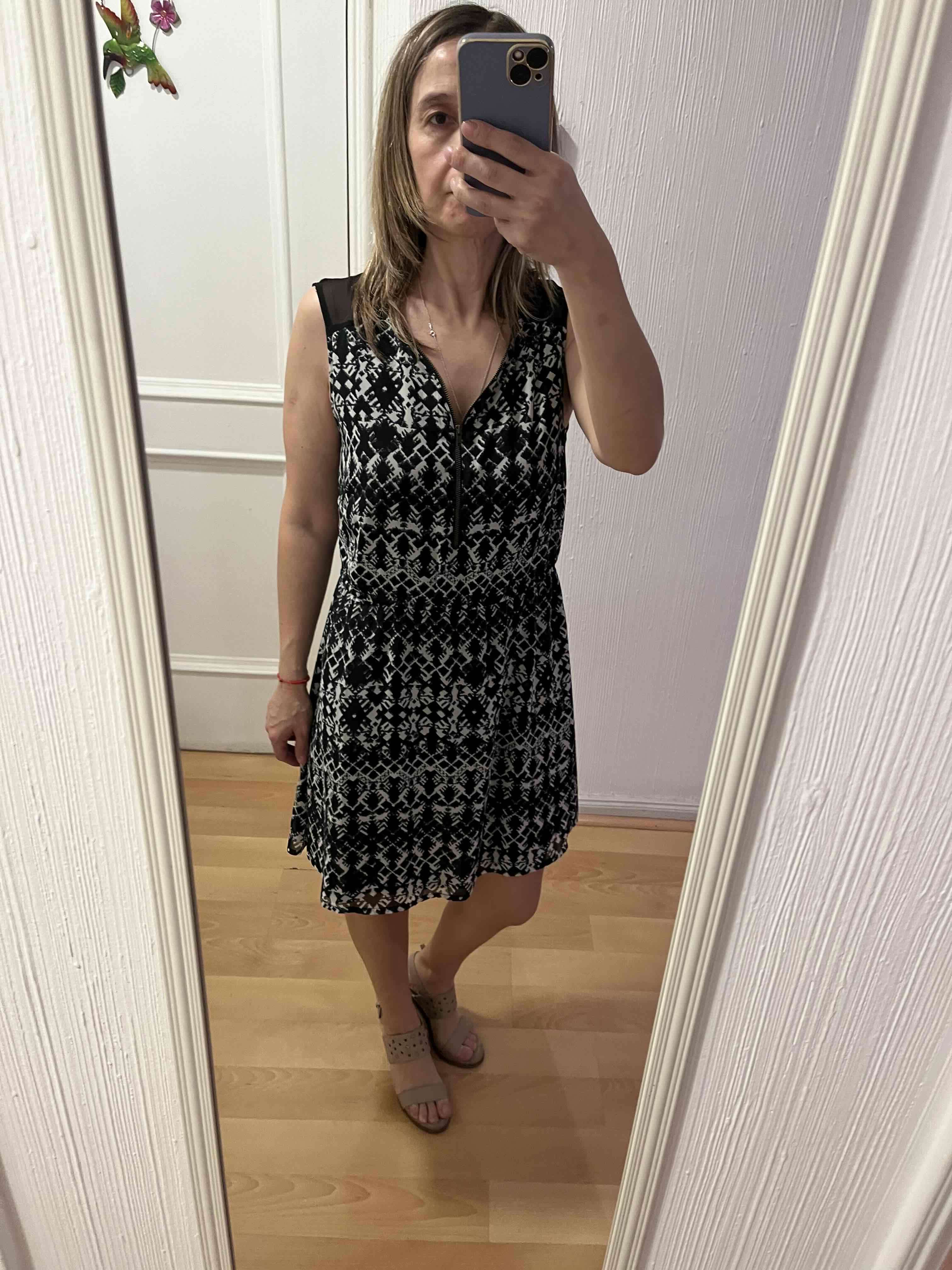 Vestido negro estampado - miniatura 2