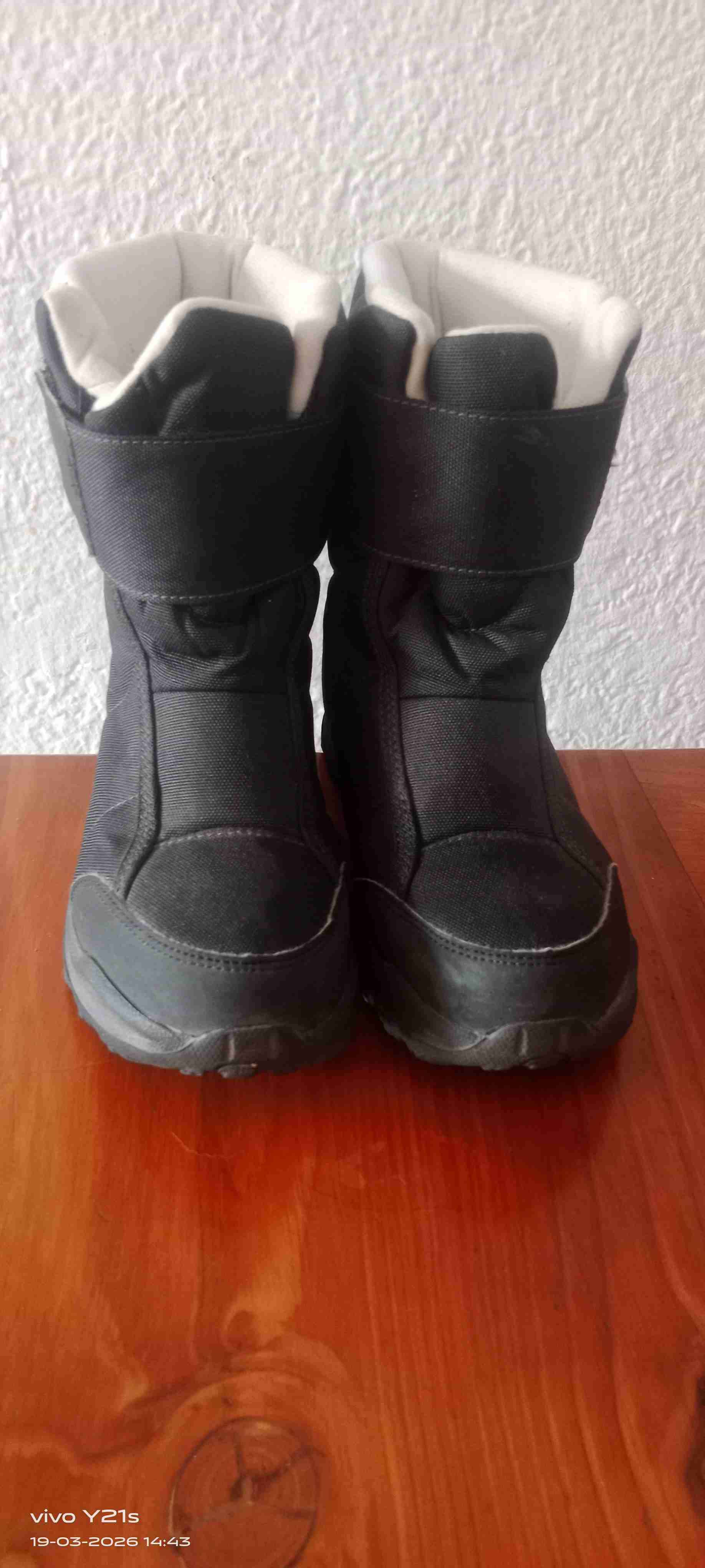 Botas negras de invierno - miniatura 1