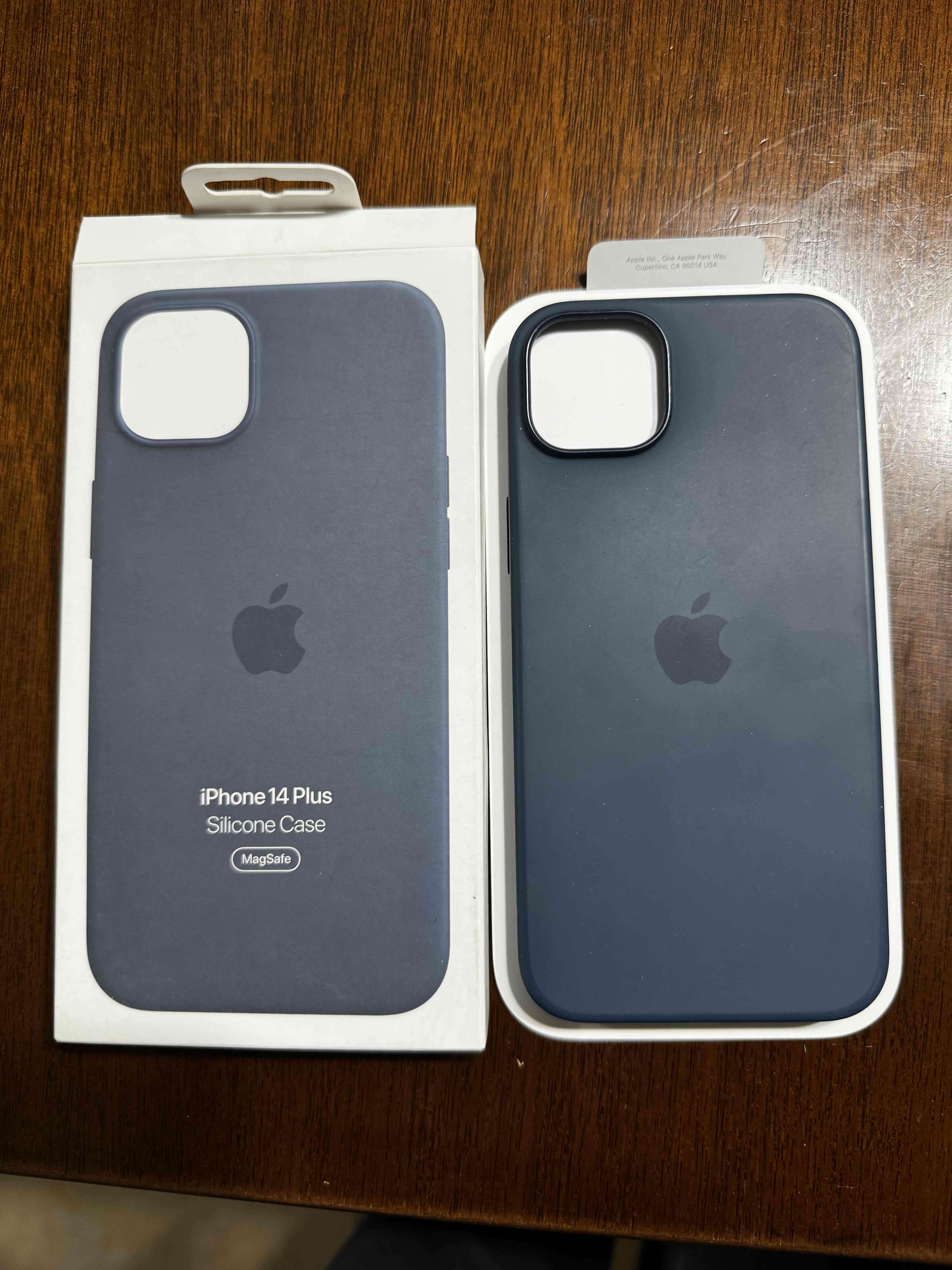 Funda silicona iPhone 14 Plus MagSafe