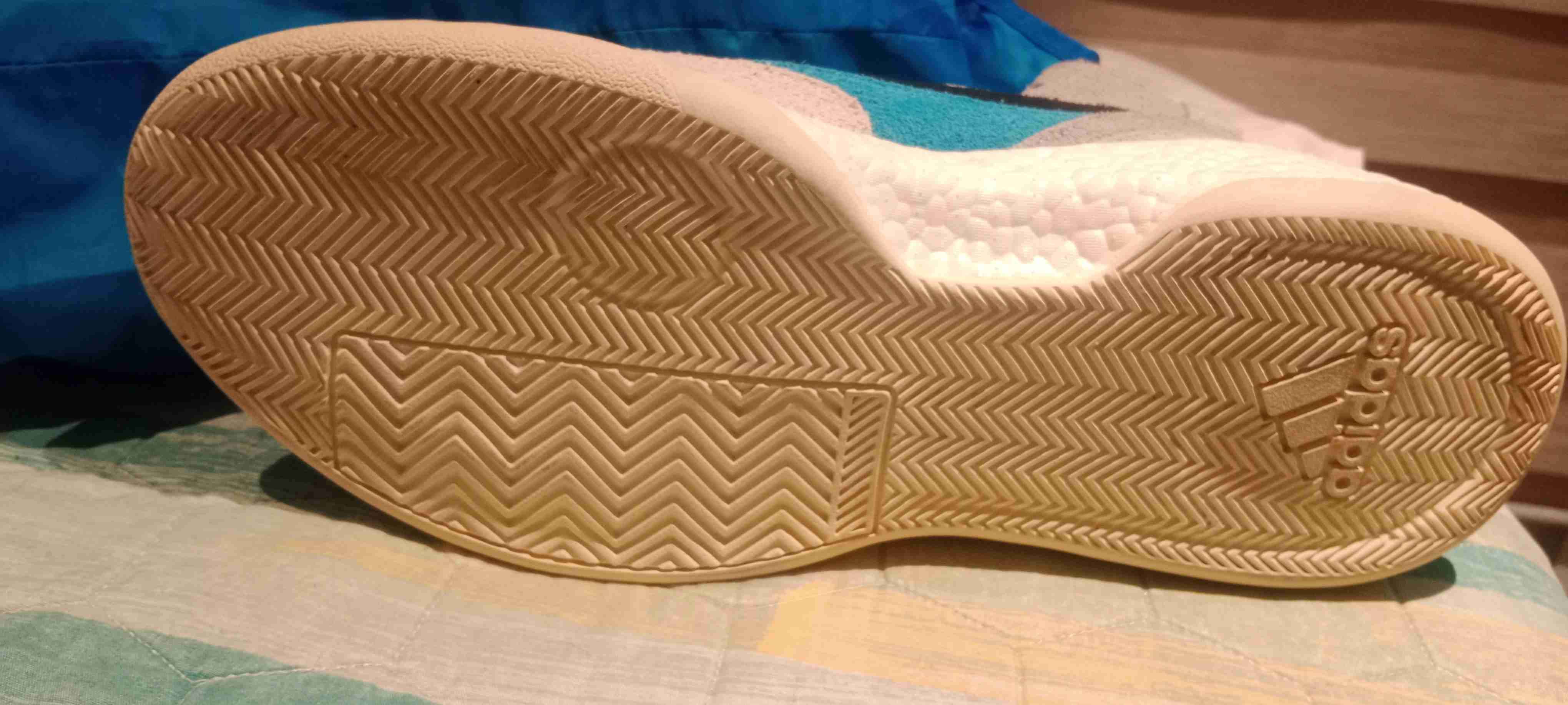 Zapatillas deportivas grises y azules - miniatura 2