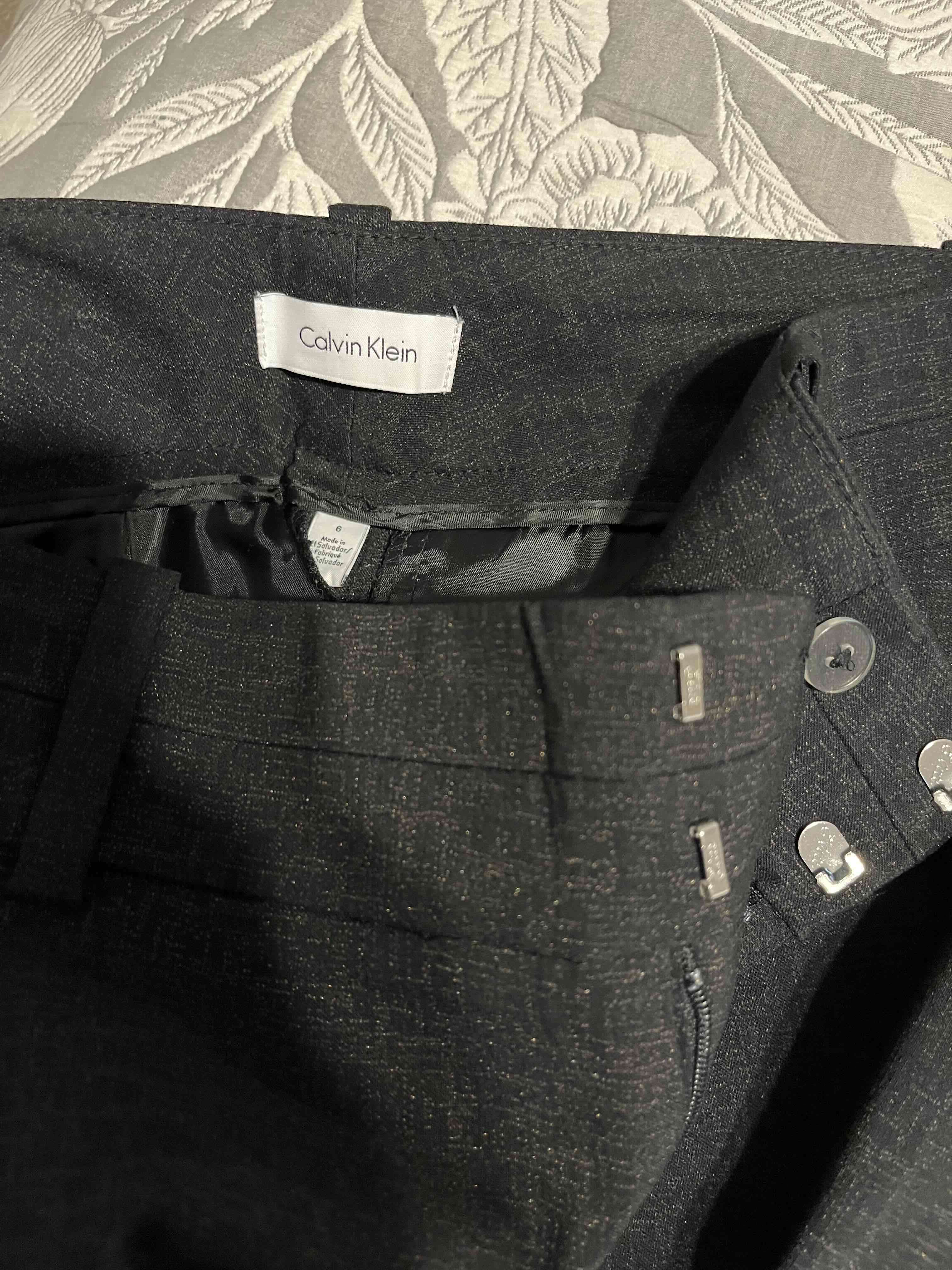 Pantalón formal oscuro Calvin Klein - miniatura 3