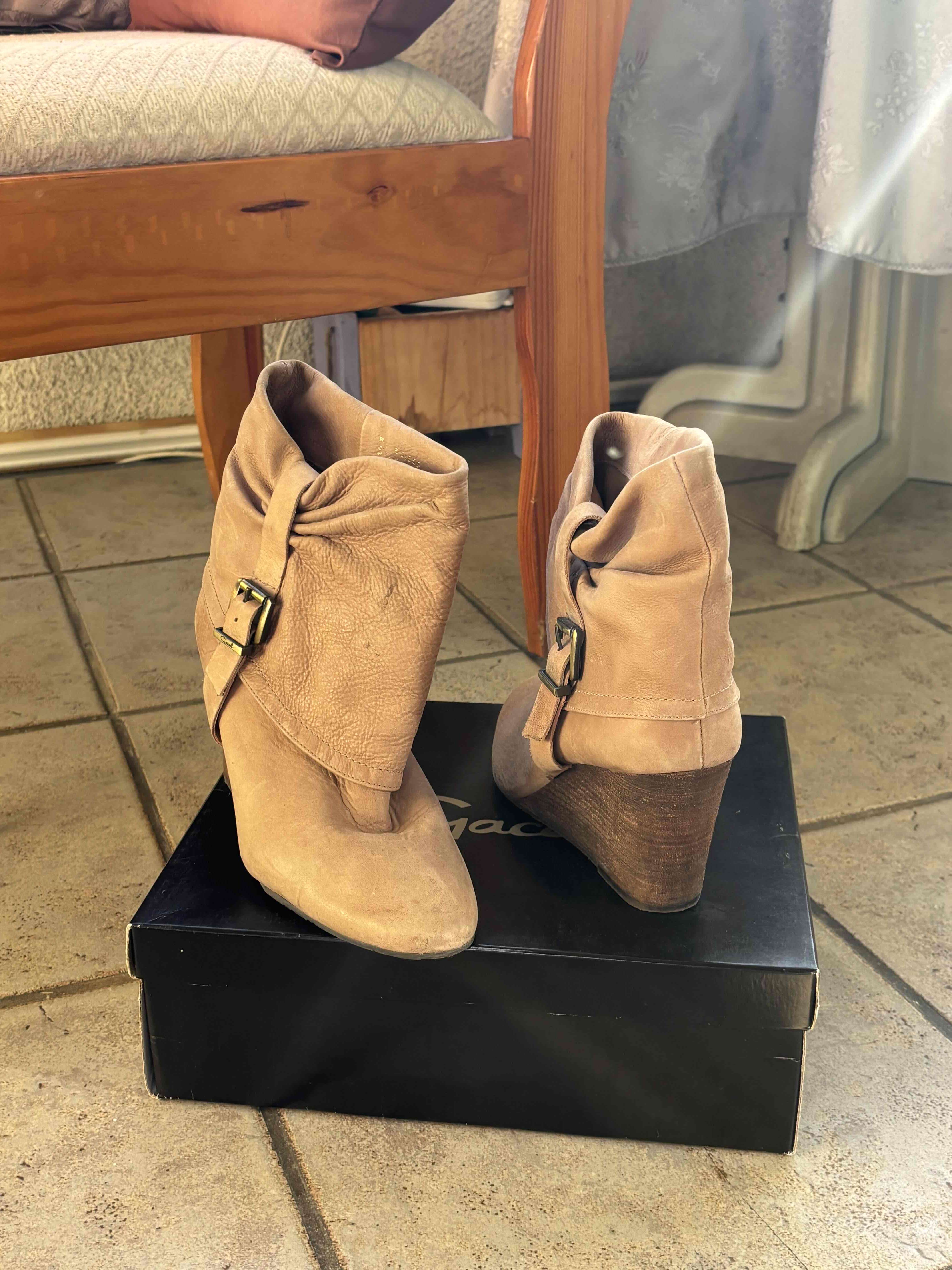 Botines de cuero camel gacel - miniatura 3