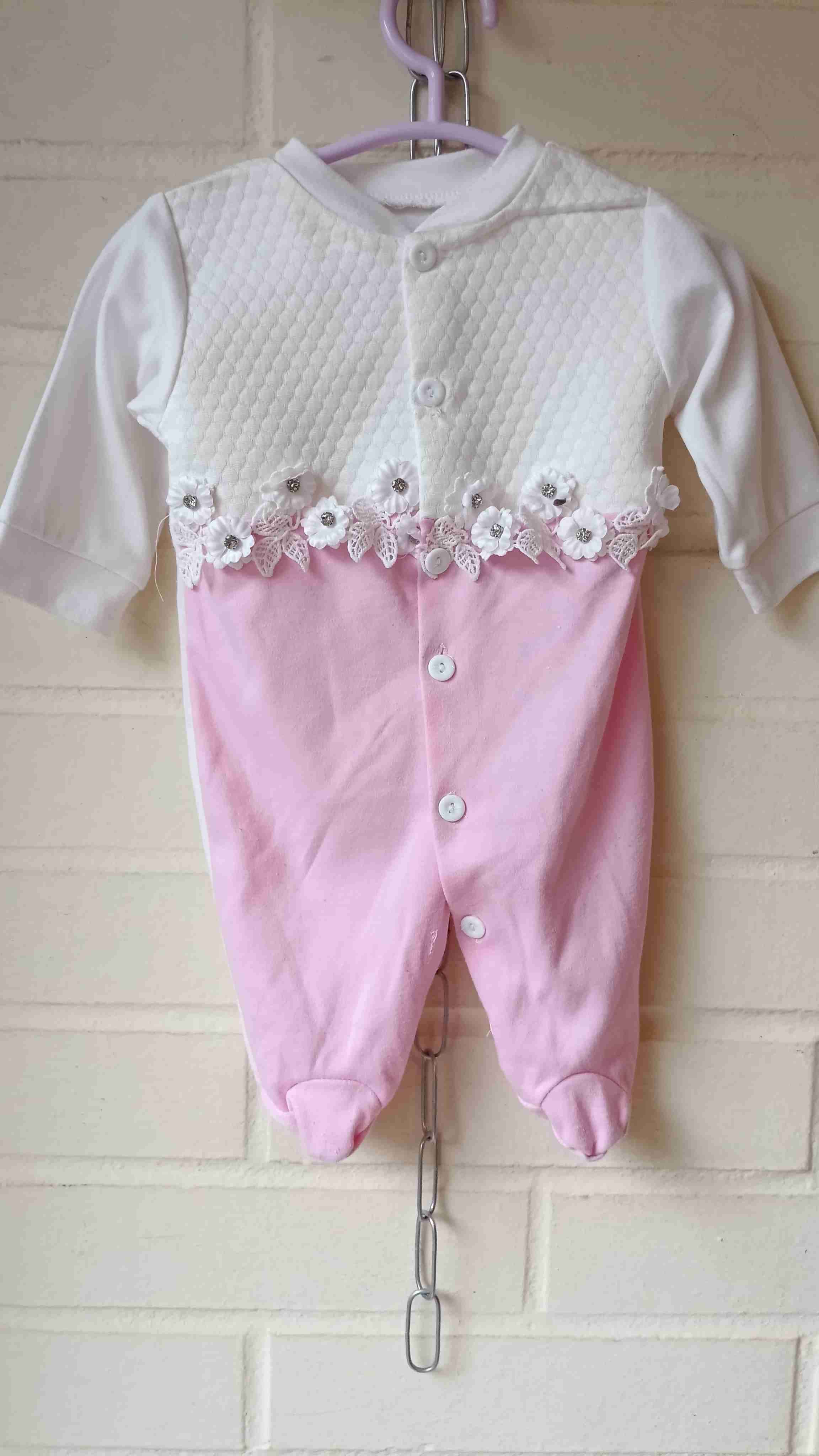 Pijama rosado de bebé - miniatura 3