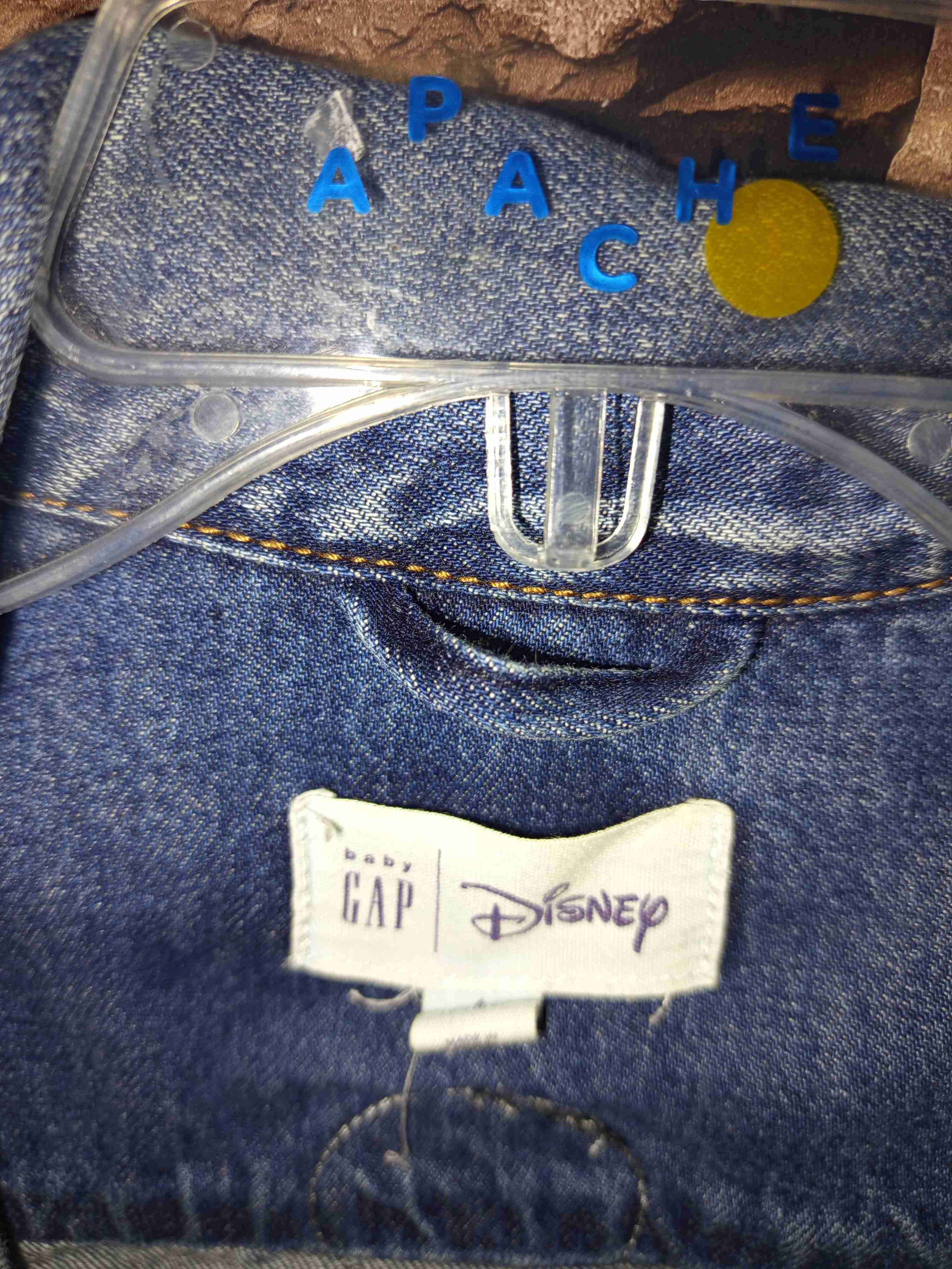 Chaqueta de mezclilla con diseño - miniatura 3