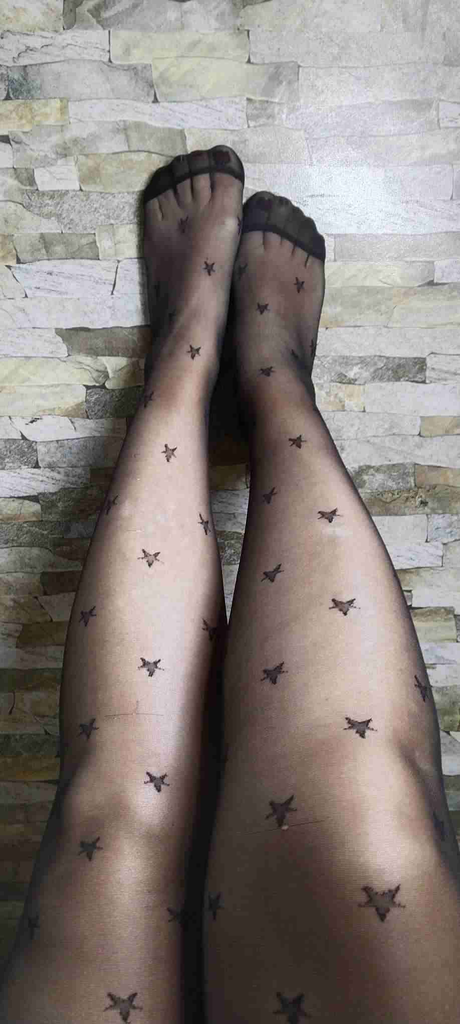 Pantys negras con diseño floral - miniatura 4