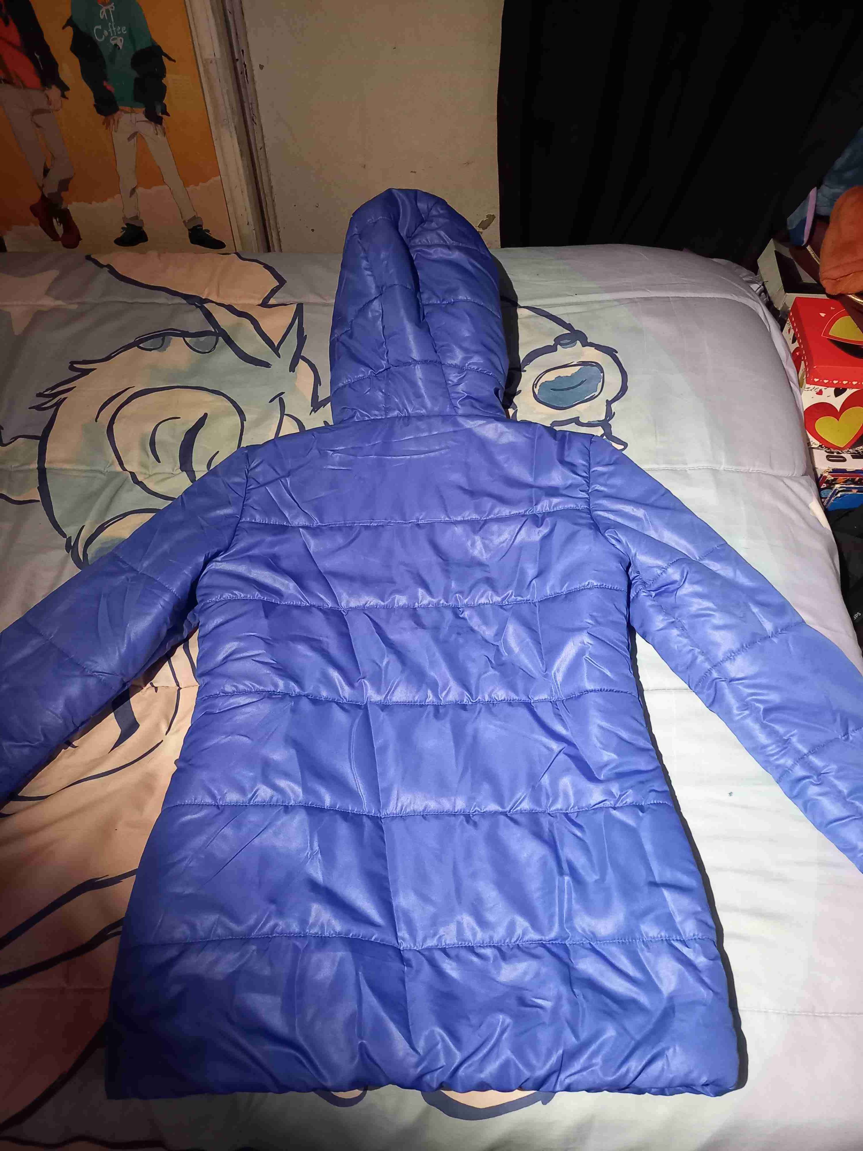 Chaqueta azul con capucha nueva - miniatura 2