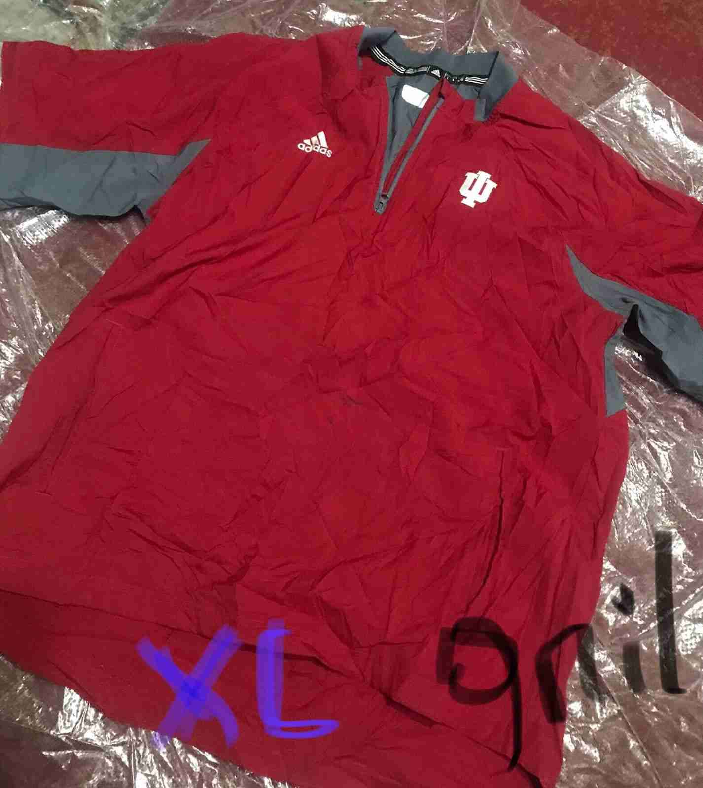 Polera roja Adidas con logo - miniatura 1