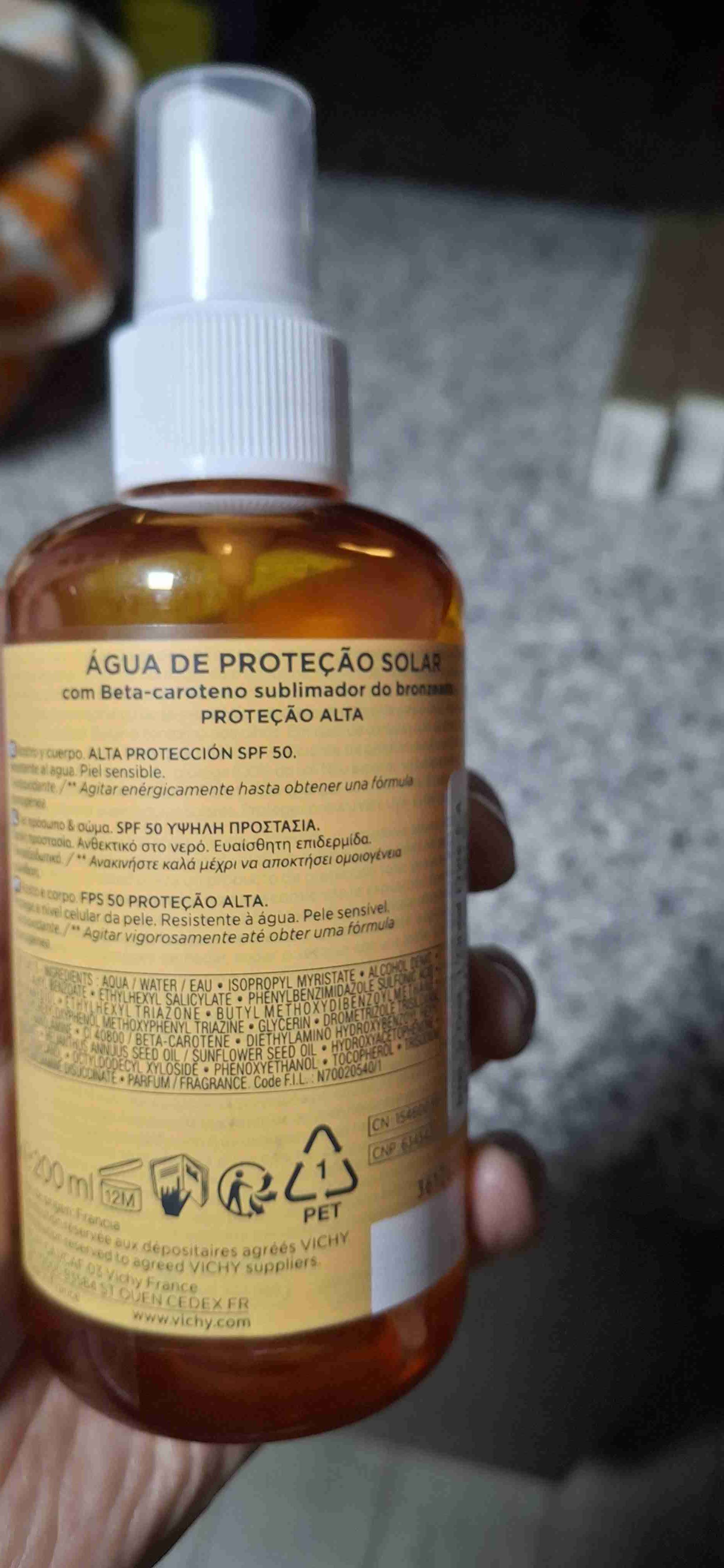 Protector solar Vichy SPF 50 - miniatura 2