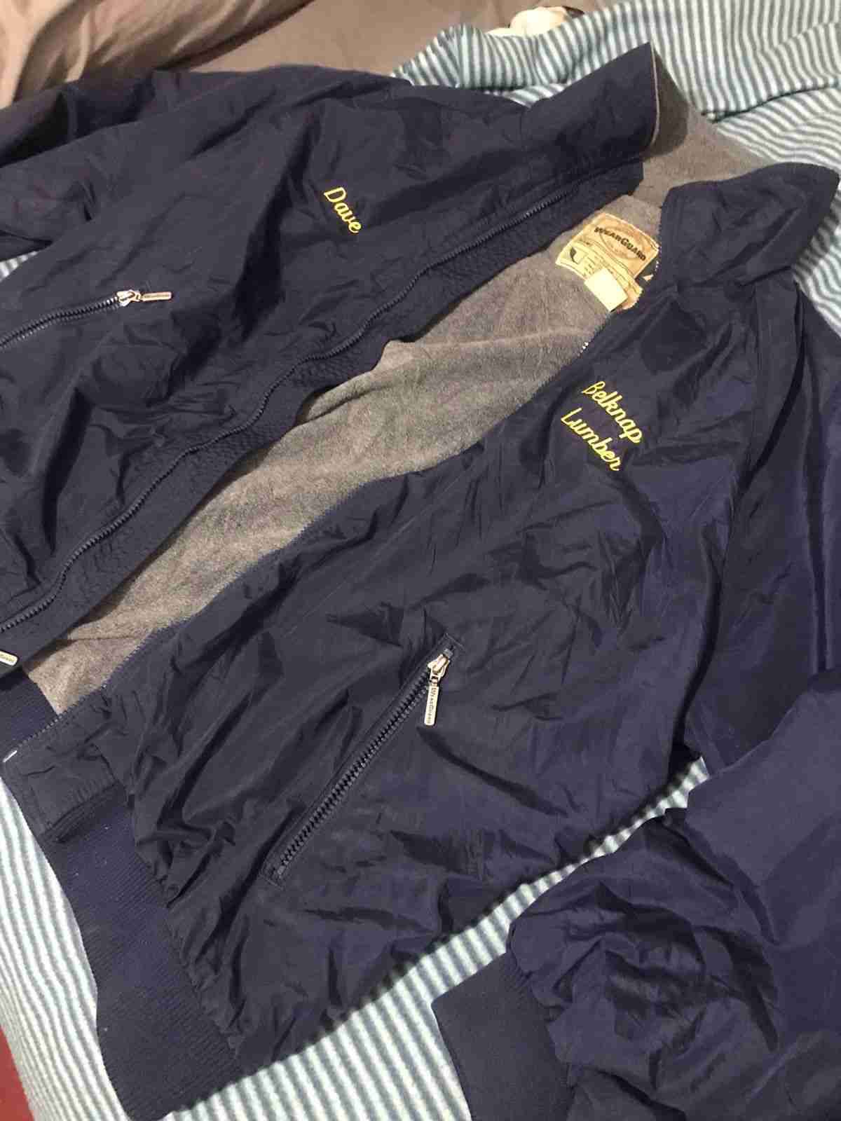 Chaqueta azul con cierre polar dentro XL