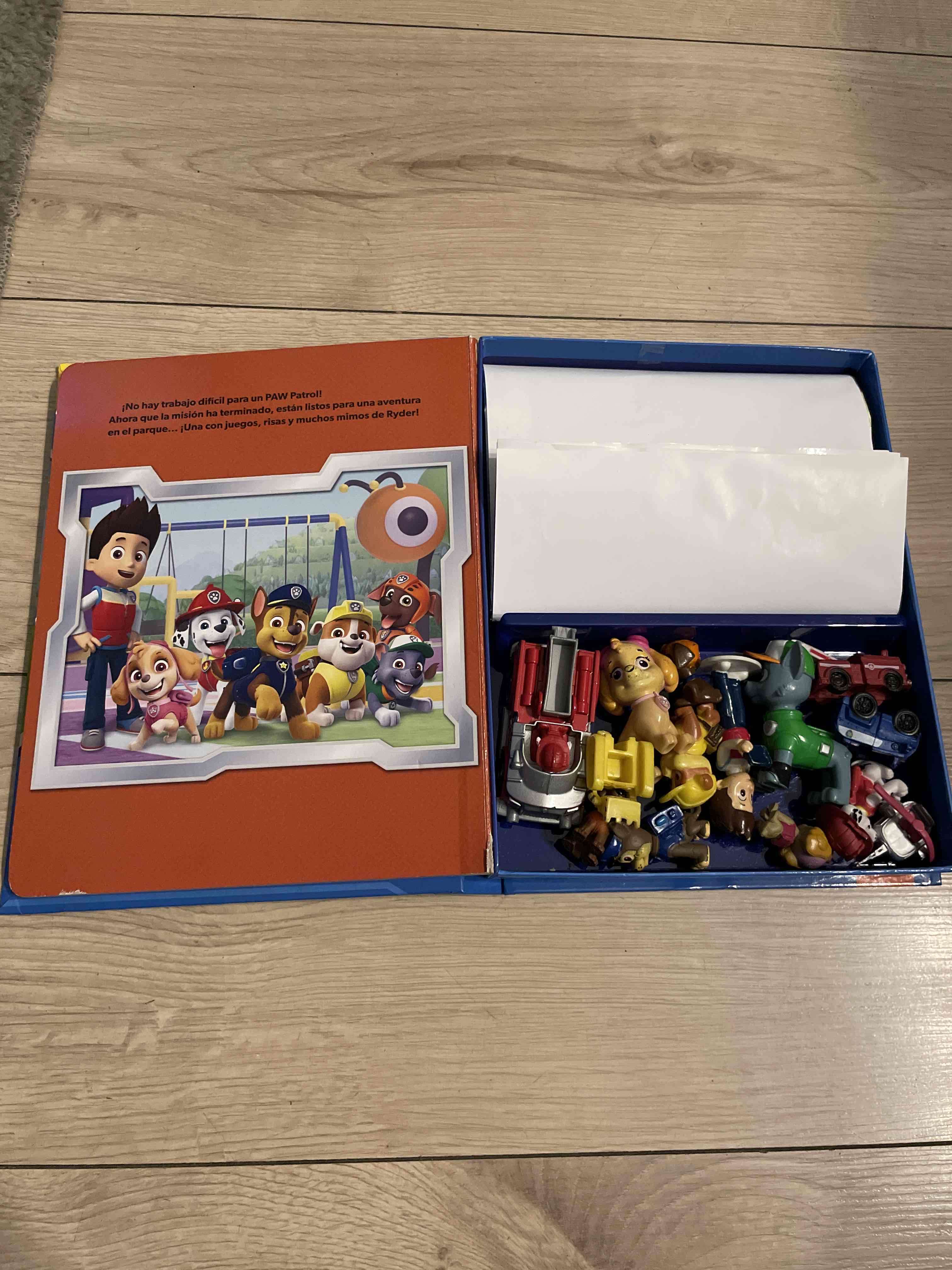 Libro Paw Patrol con figuras - miniatura 3
