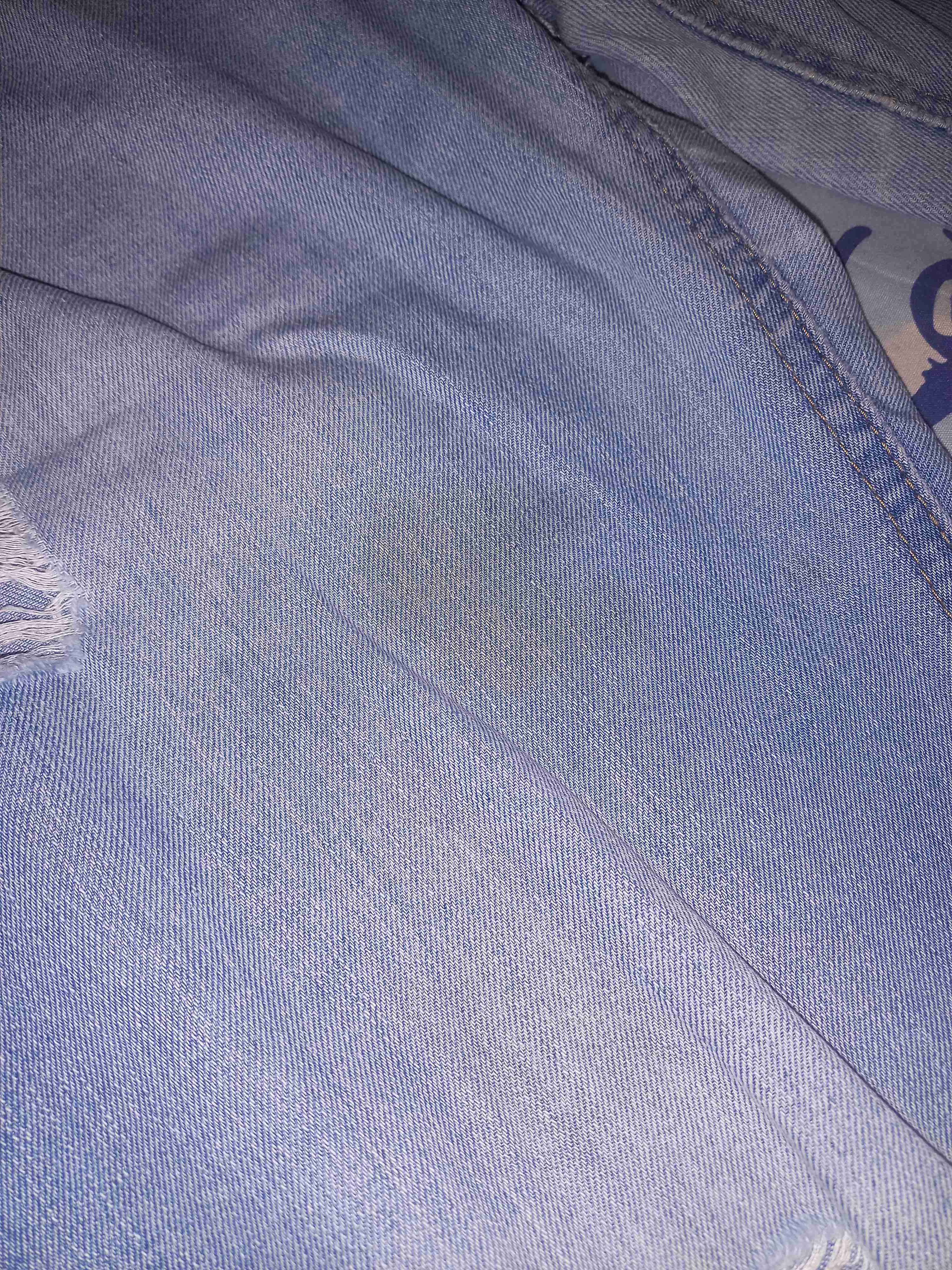 Jeans azules desgastados - miniatura 3