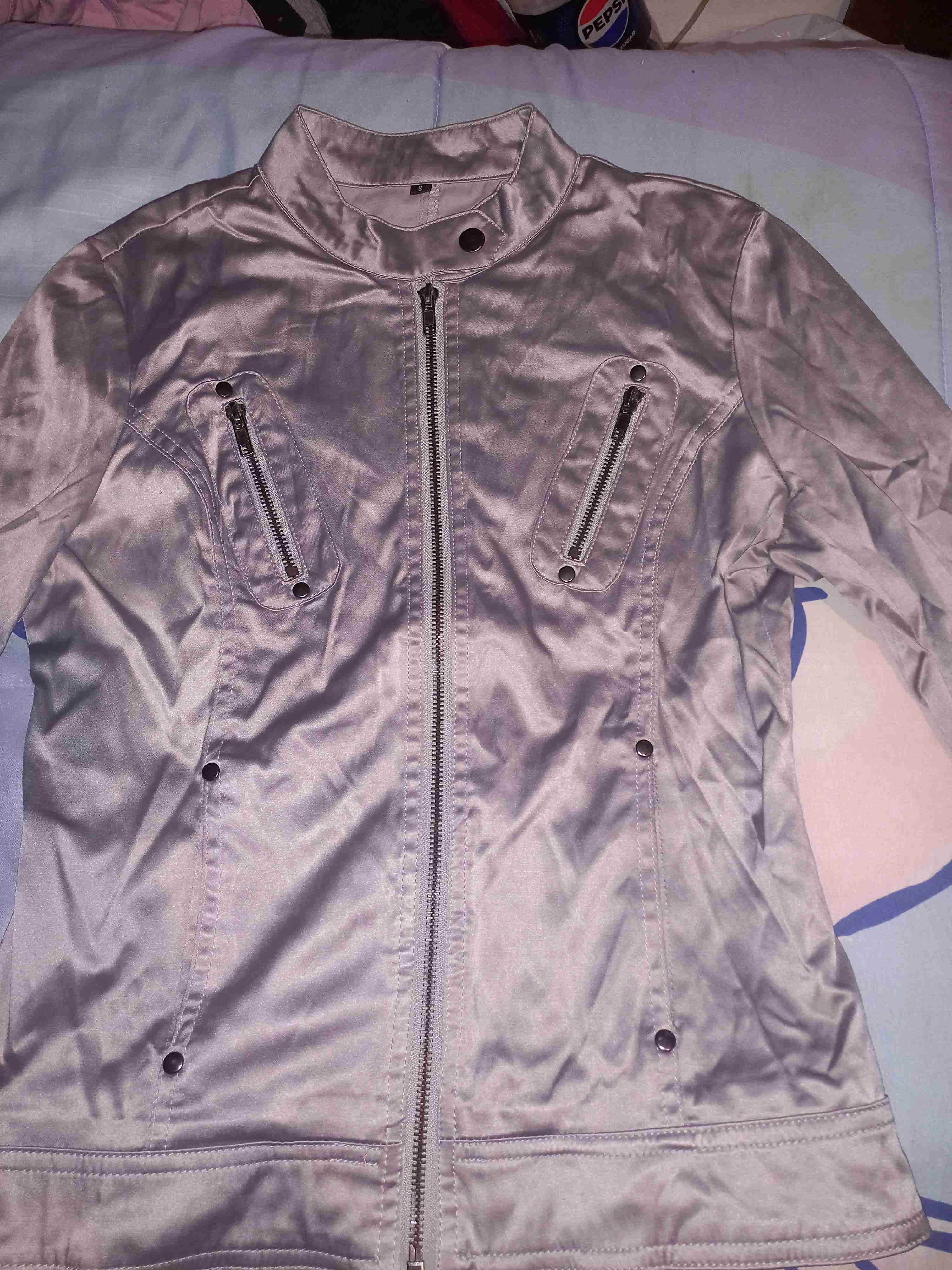 Chaqueta gris con cierres - miniatura 1