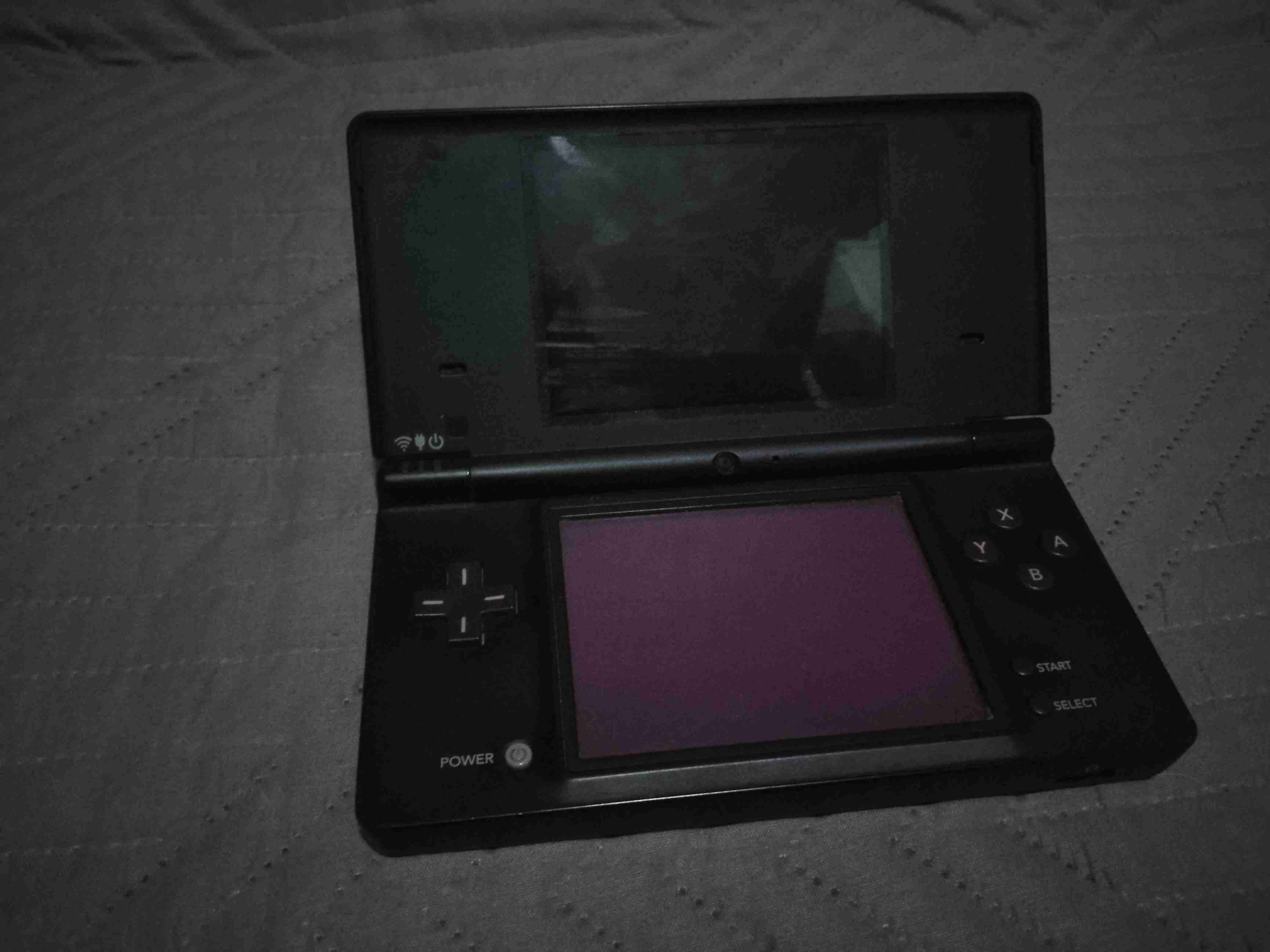 Consola portátil Nintendo DS negra - miniatura 1