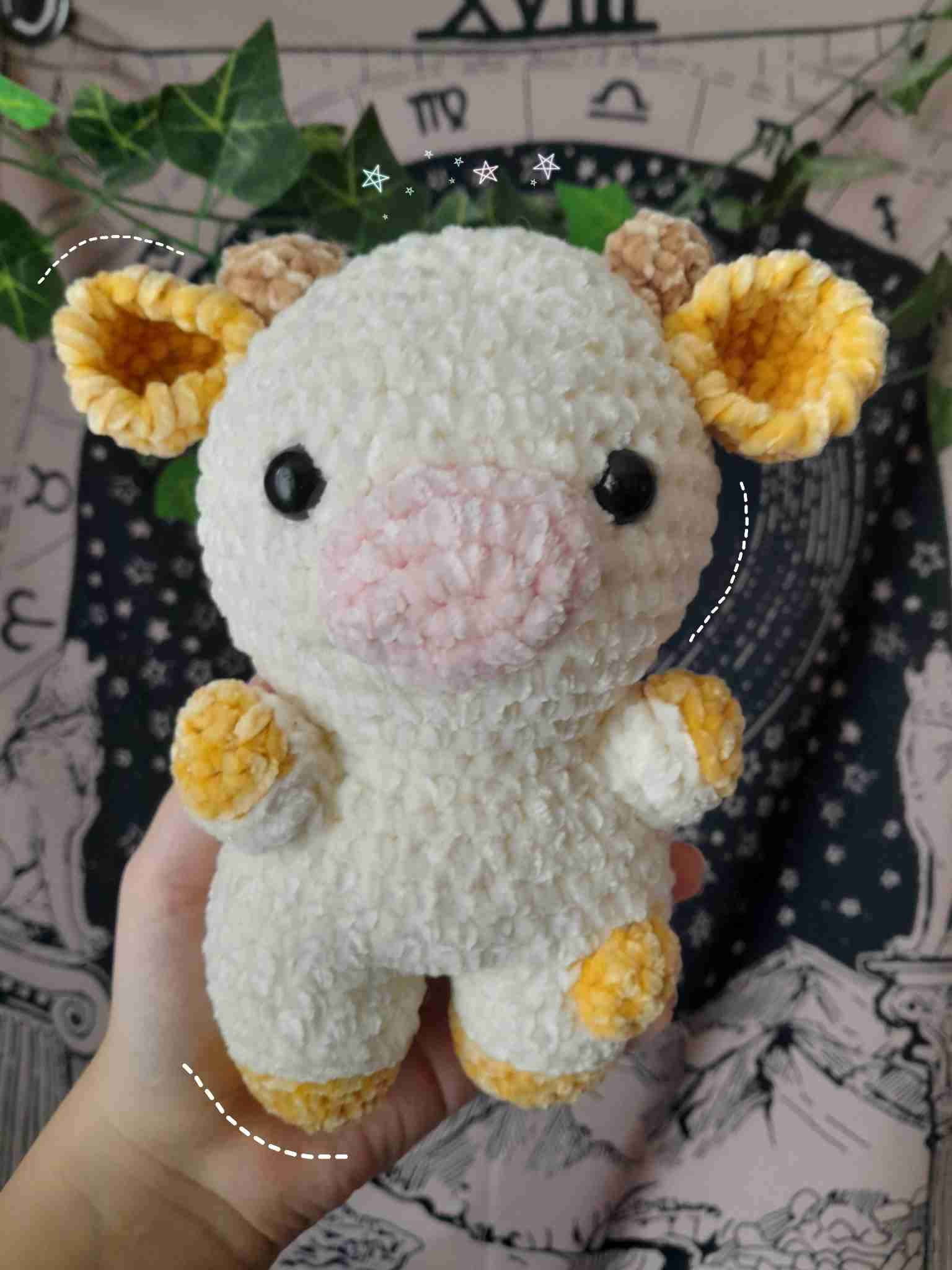 Amigurumi de vaca esponjosa