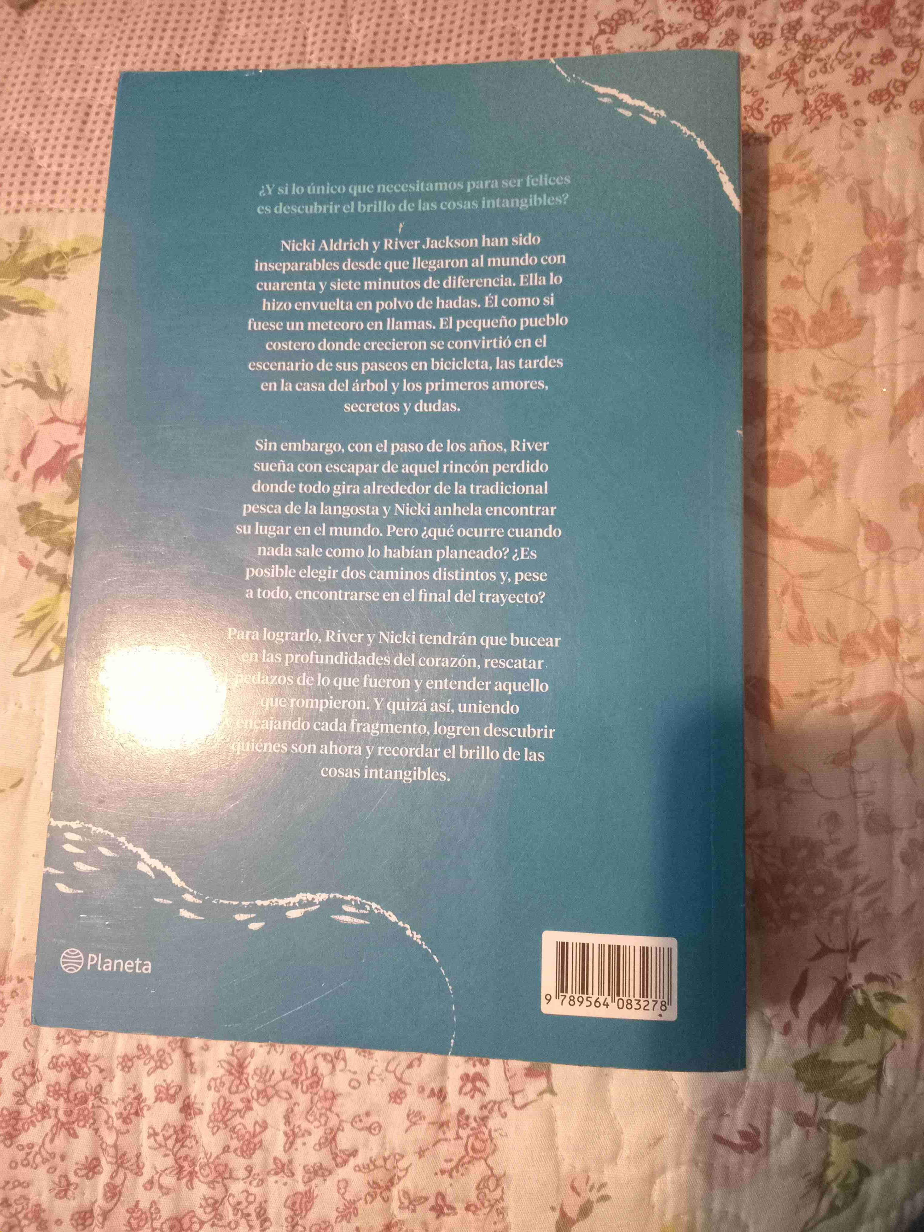 Libro 'Donde todo brilla' de Alice Kellen - miniatura 2