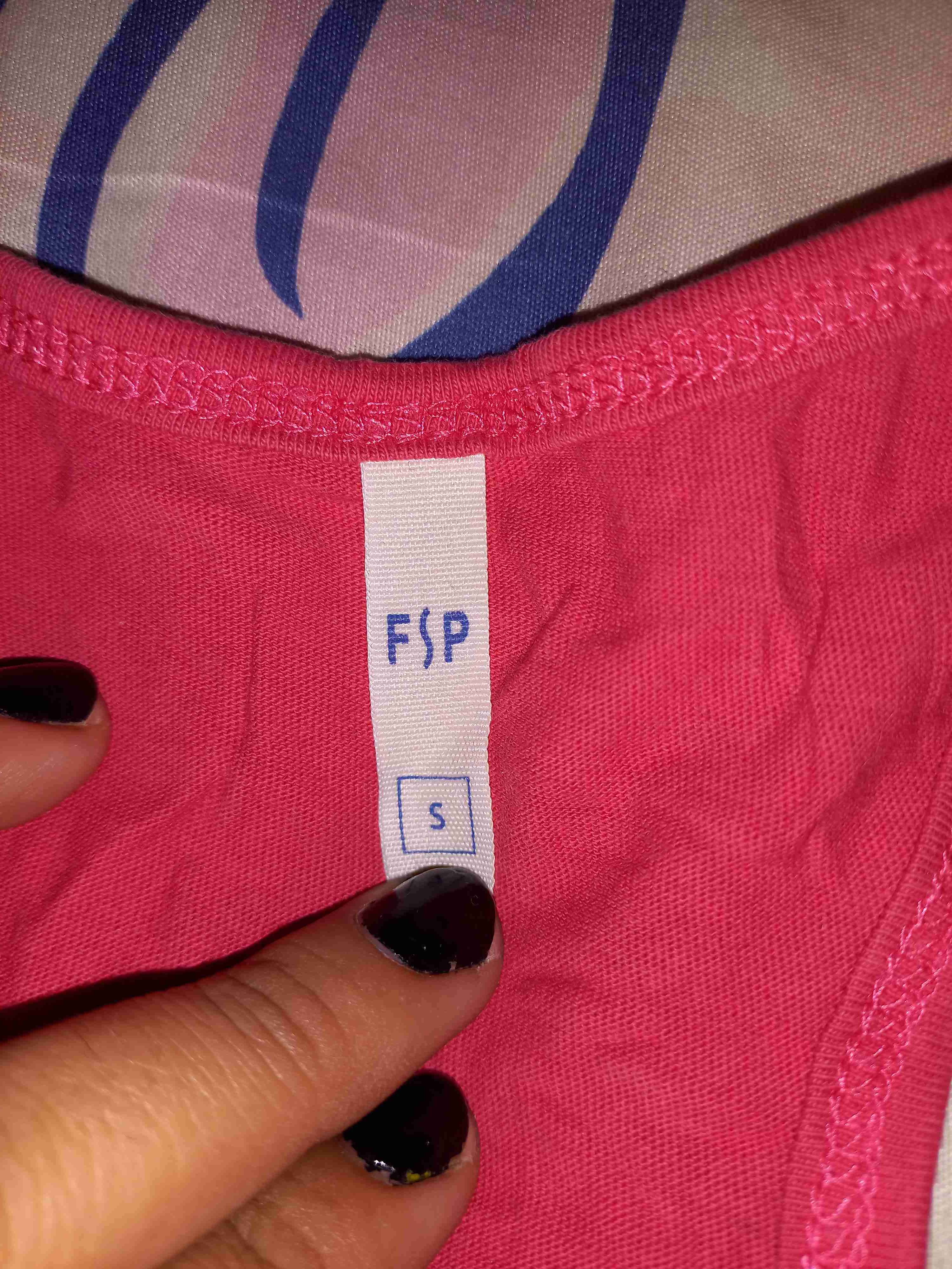 Polera sin mangas rosada - miniatura 2