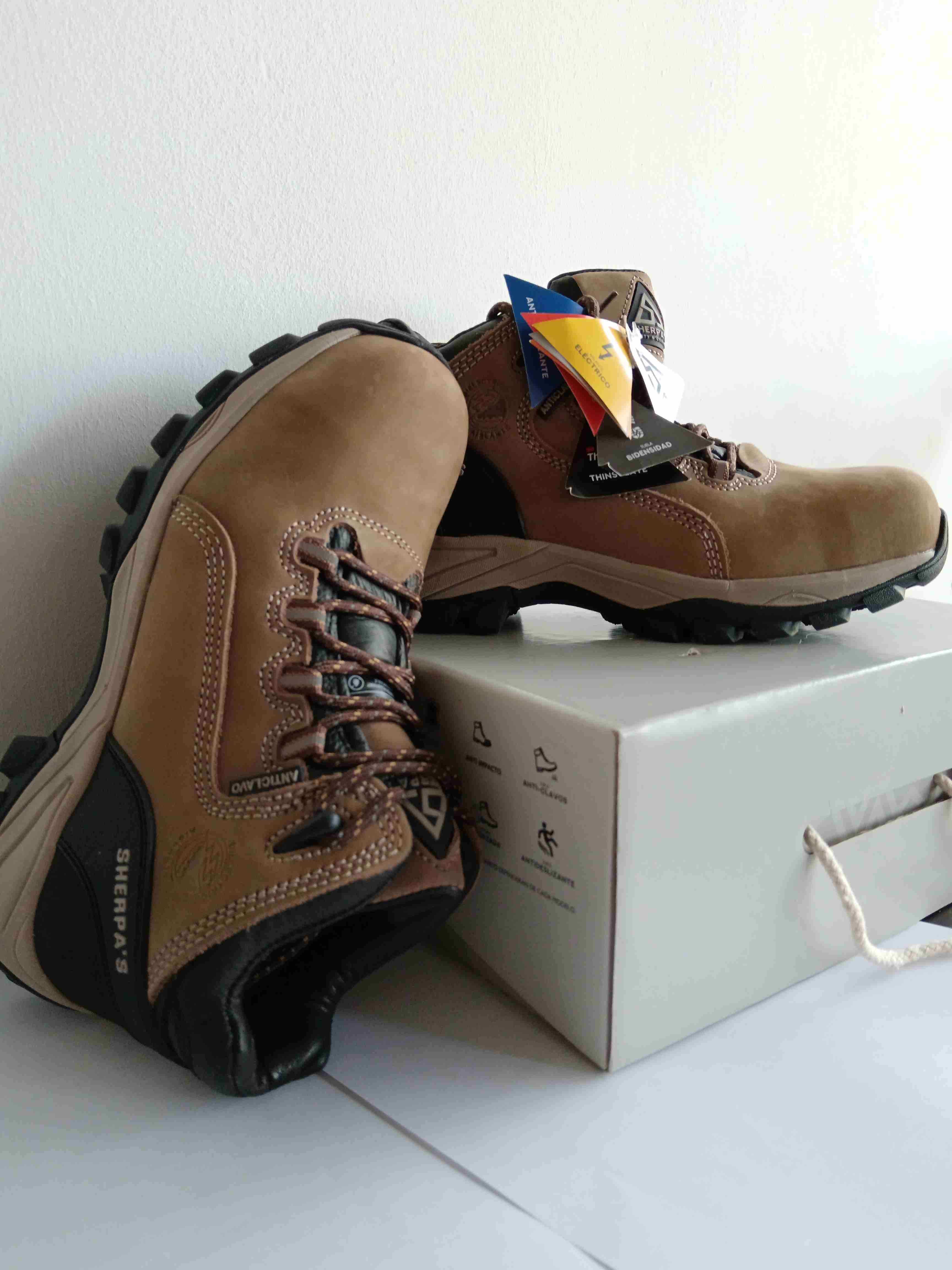 Zapatos de seguridad marrones nuevas Sherpa N 39 - miniatura 1