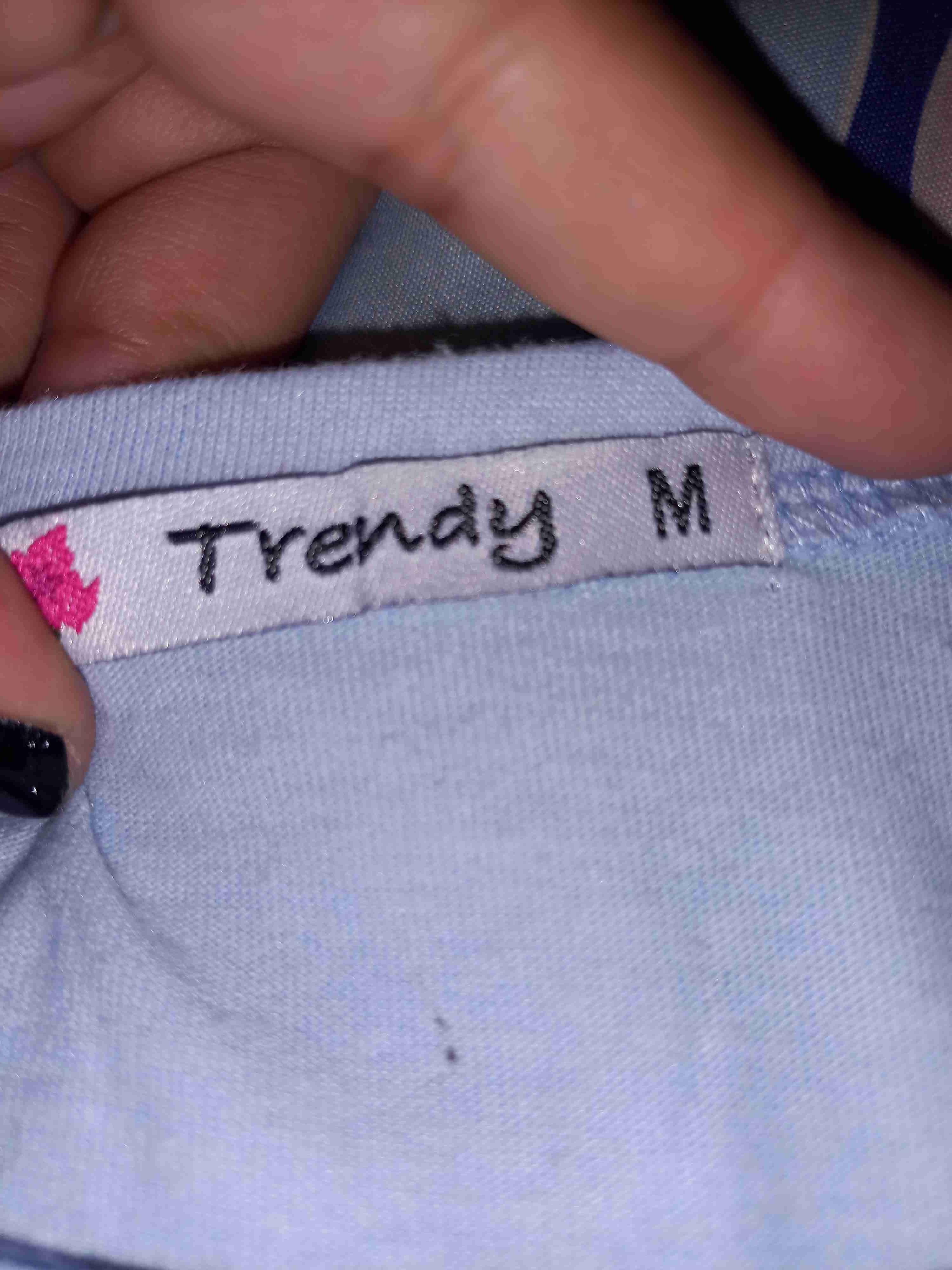 Polera celeste con texto - miniatura 2