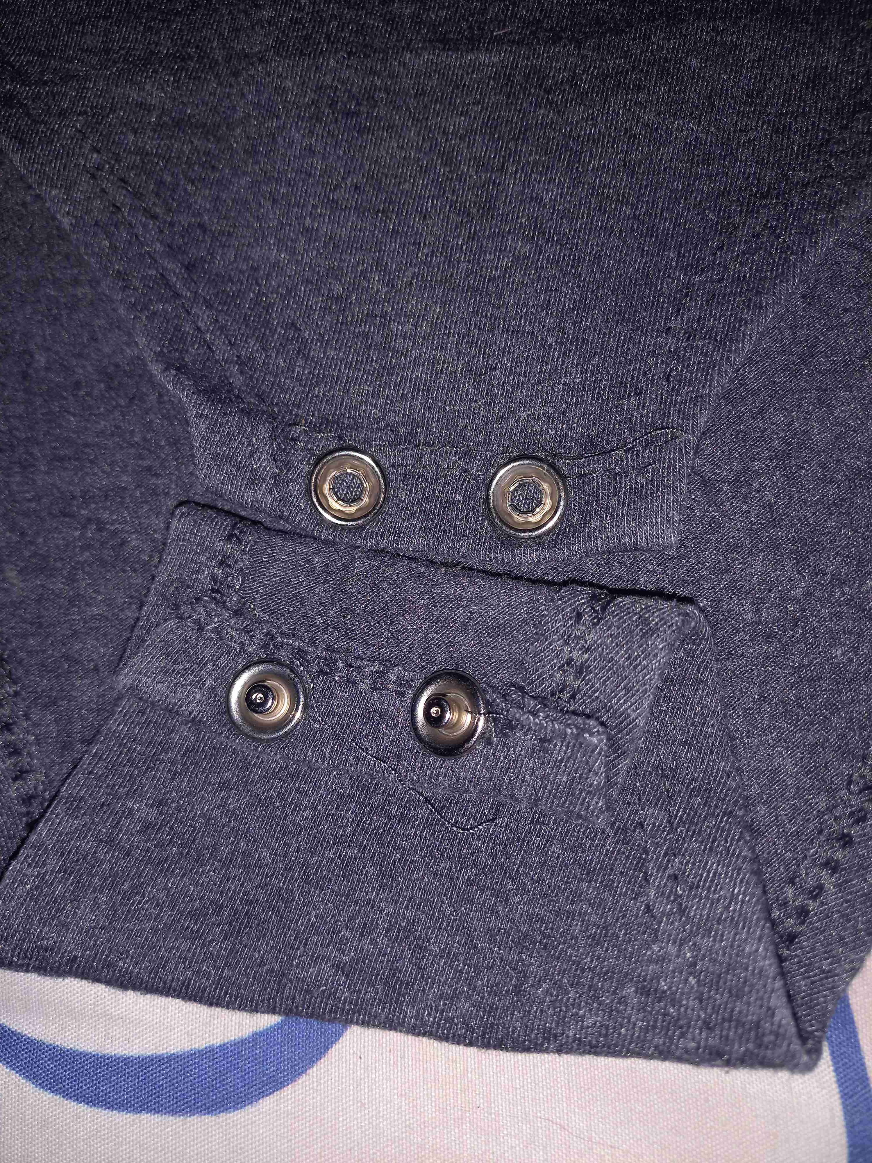 Body gris con cierre decorativo - miniatura 3