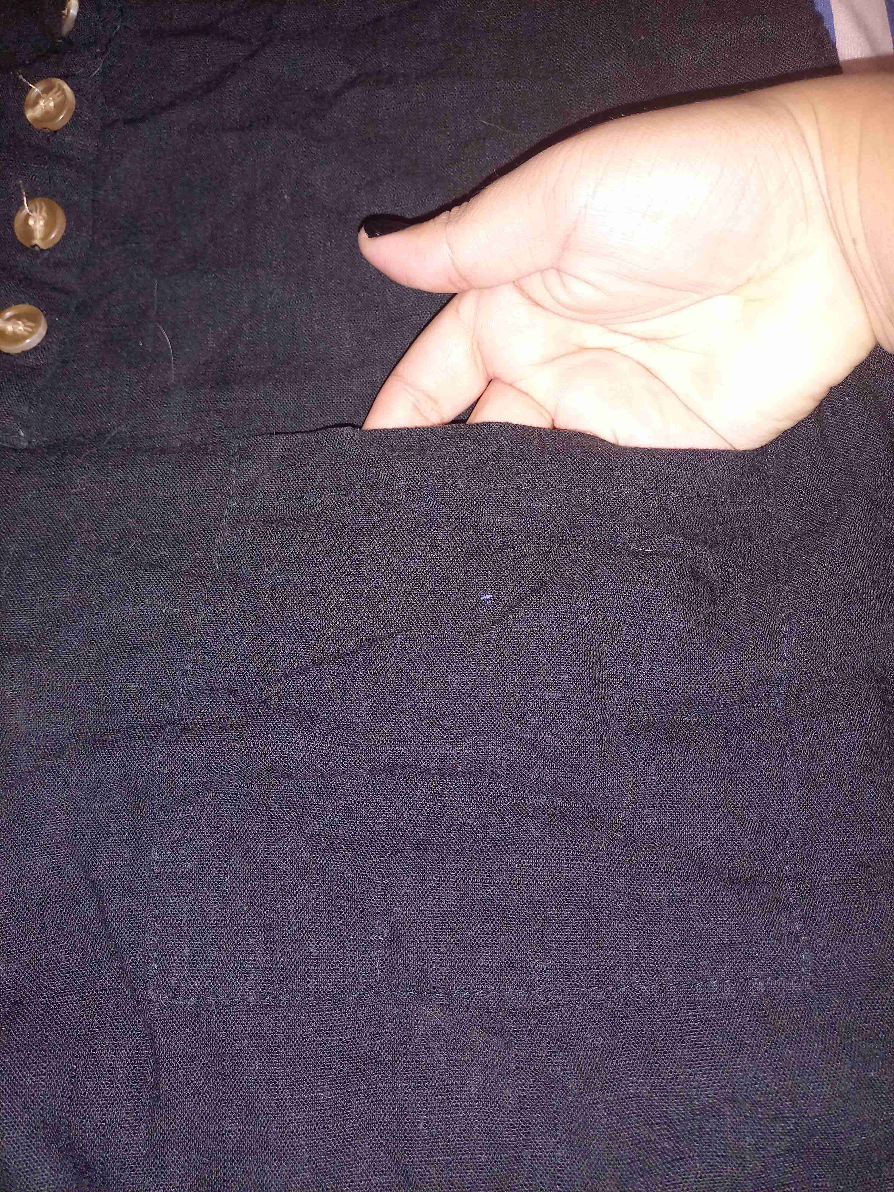 Enterito negro con botones - miniatura 2