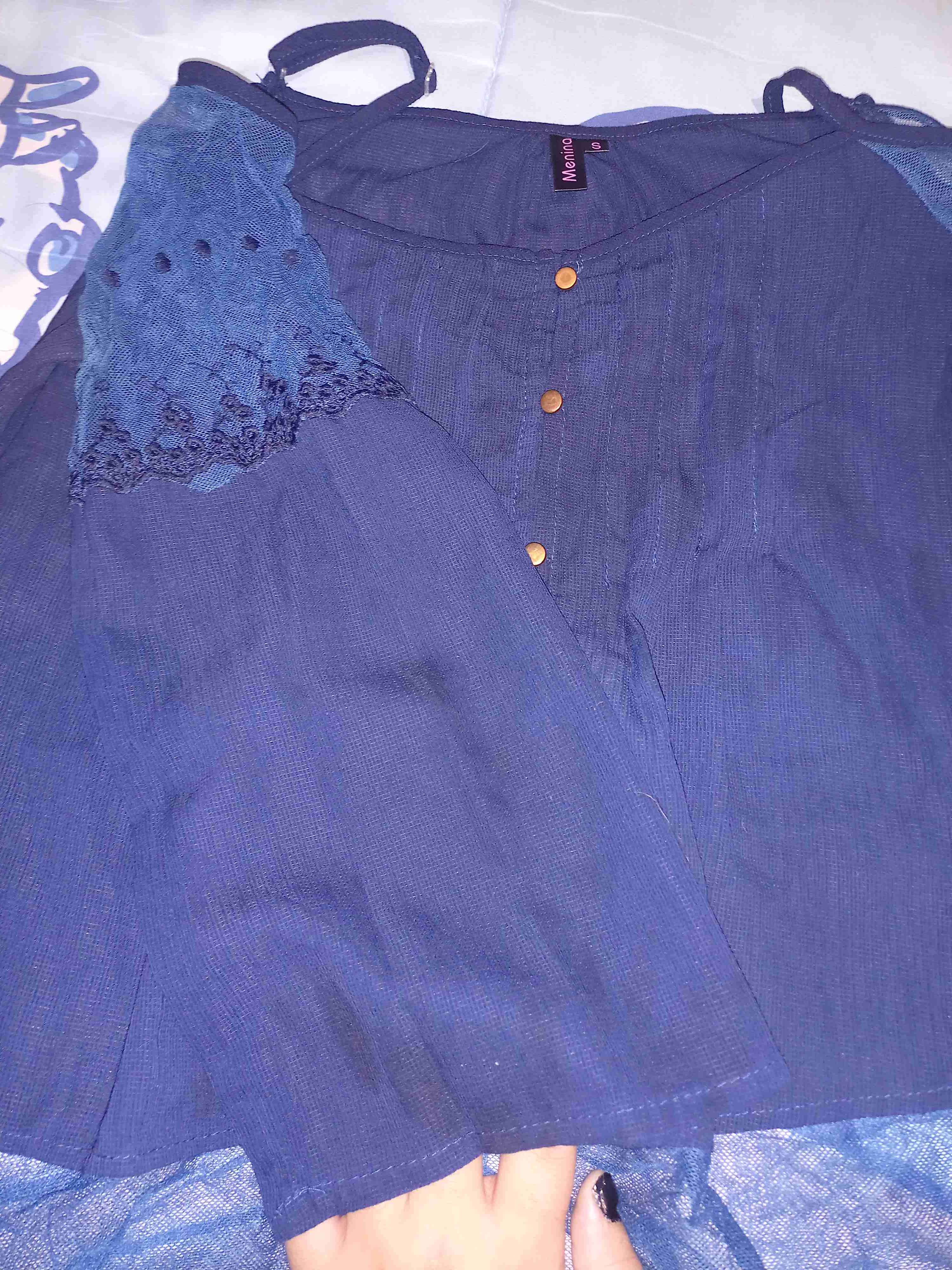 Blusa azul con encaje - miniatura 2