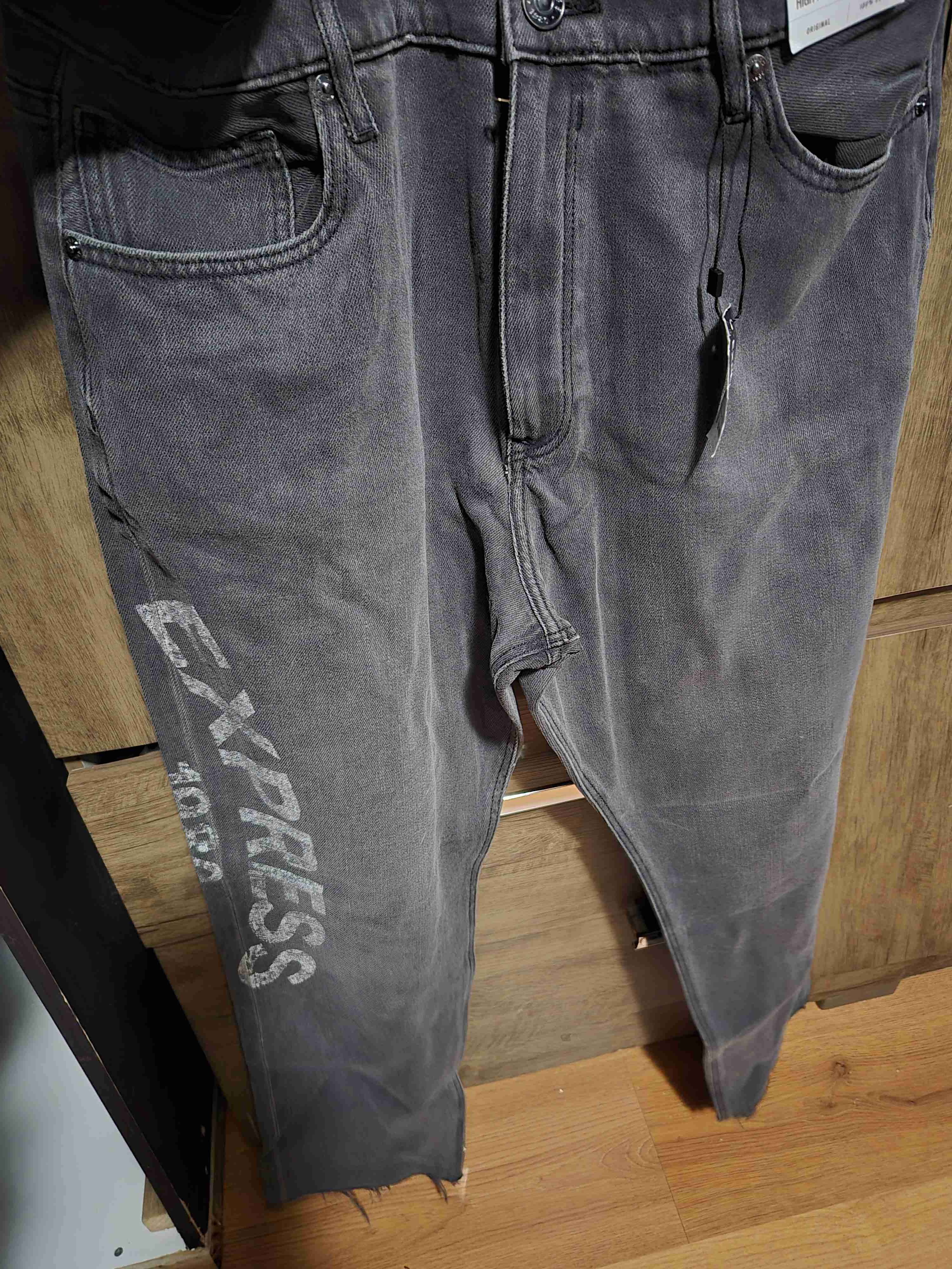 Jeans grises estilo casual - miniatura 1