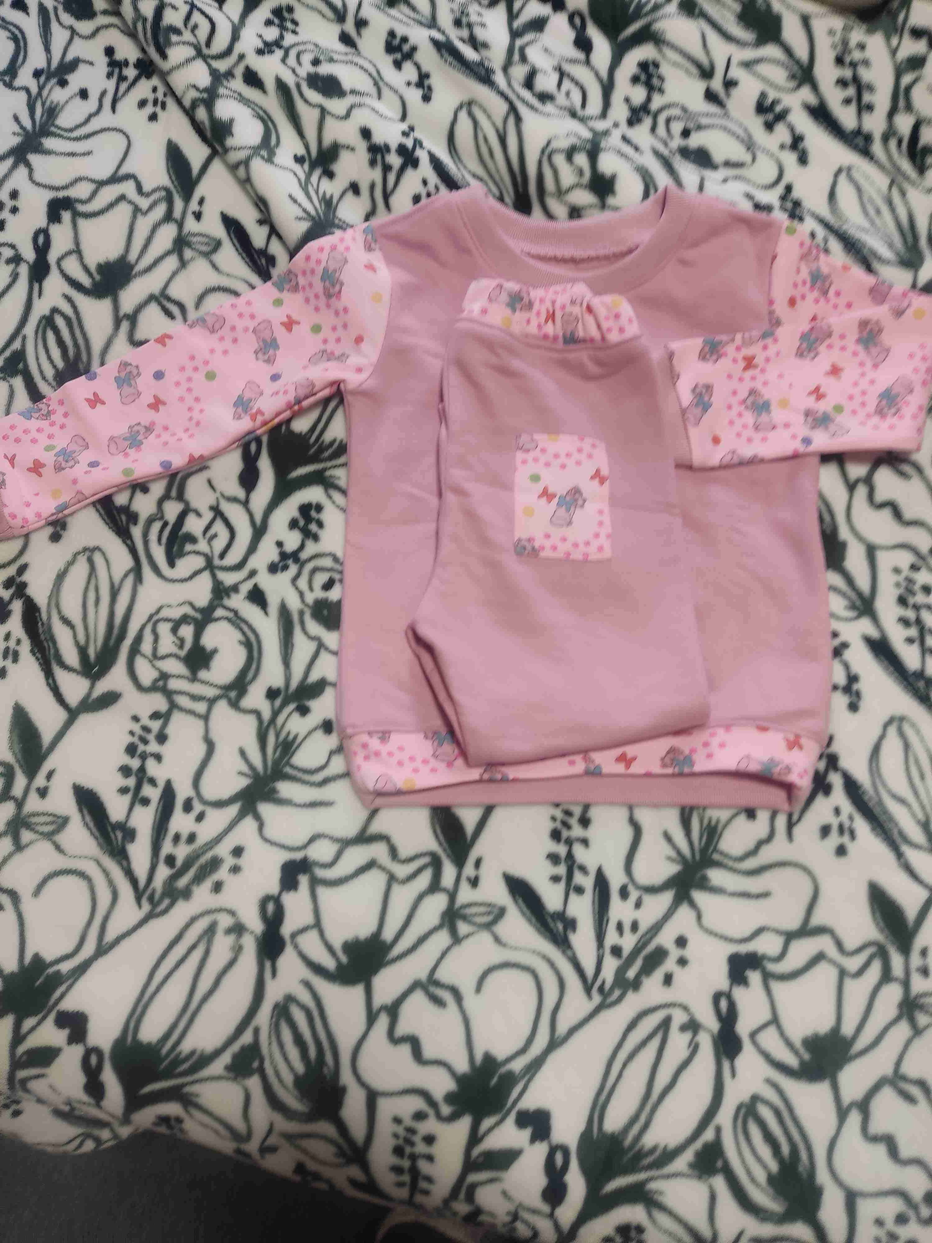 Pijama infantil con estampado de Minnie - miniatura 2