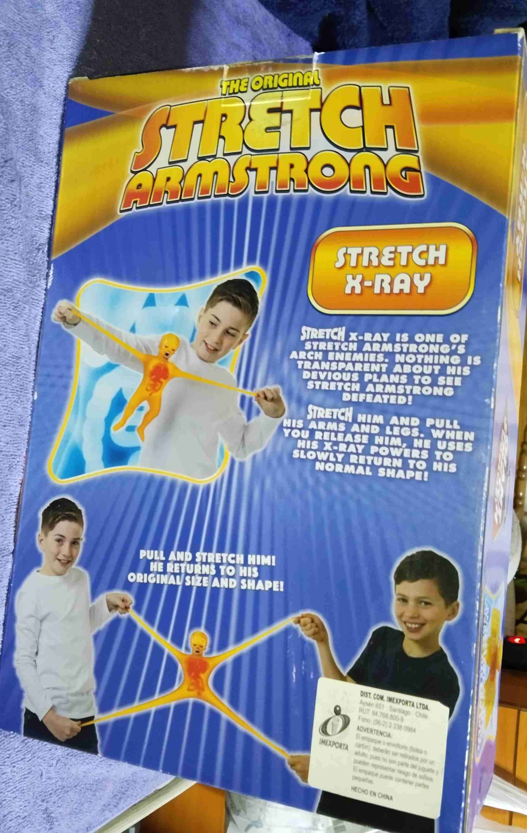 Figura elástica Stretch Armstrong X-Ray 2016 - miniatura 2