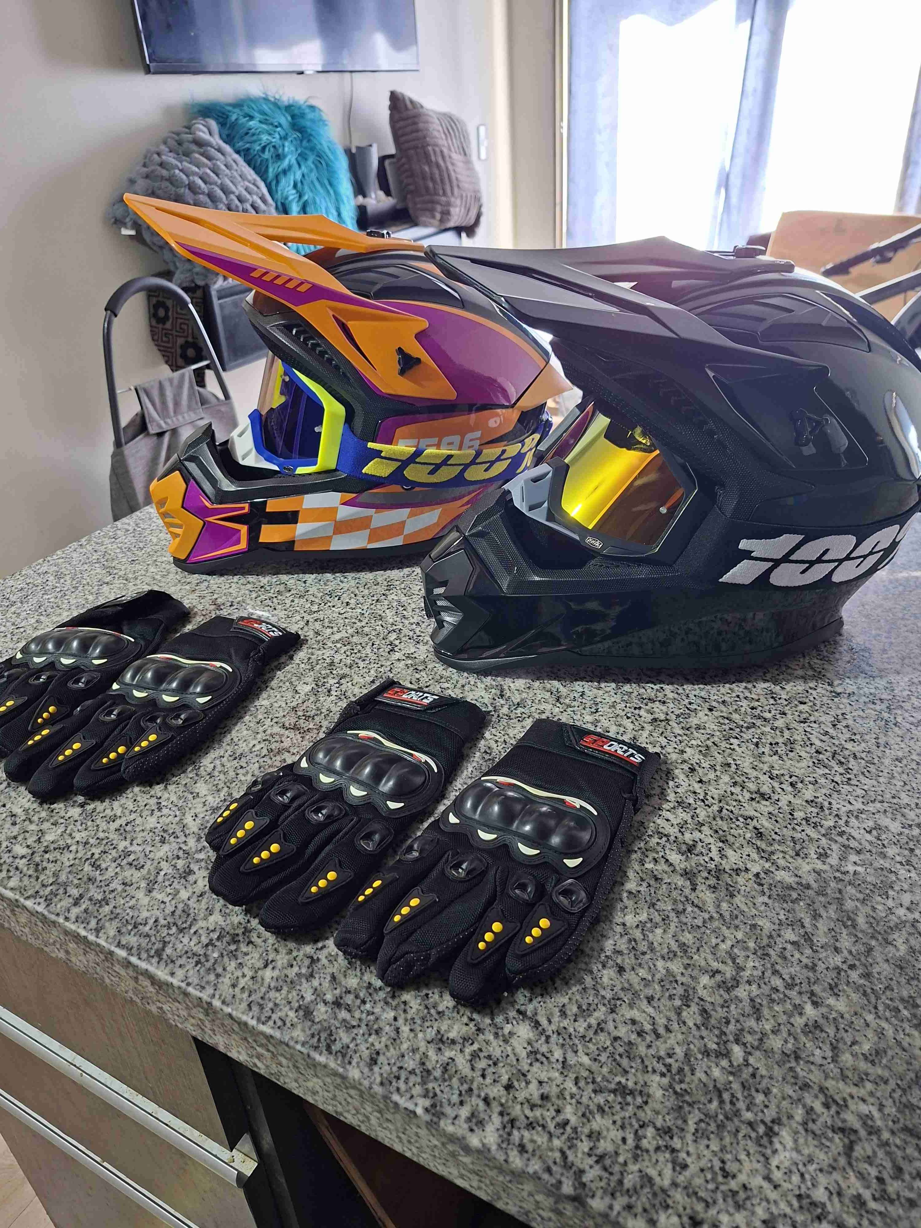 Casco enduro  de motocros gafas y guantes - miniatura 1