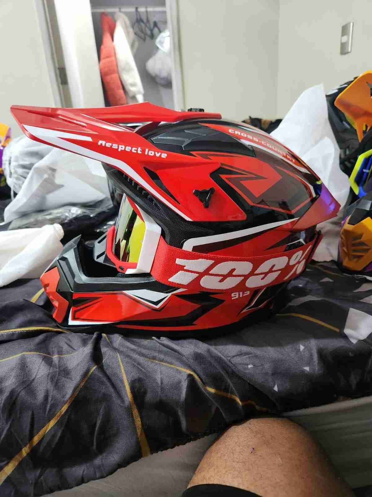 Casco enduro  de motocros gafas y guantes - miniatura 2
