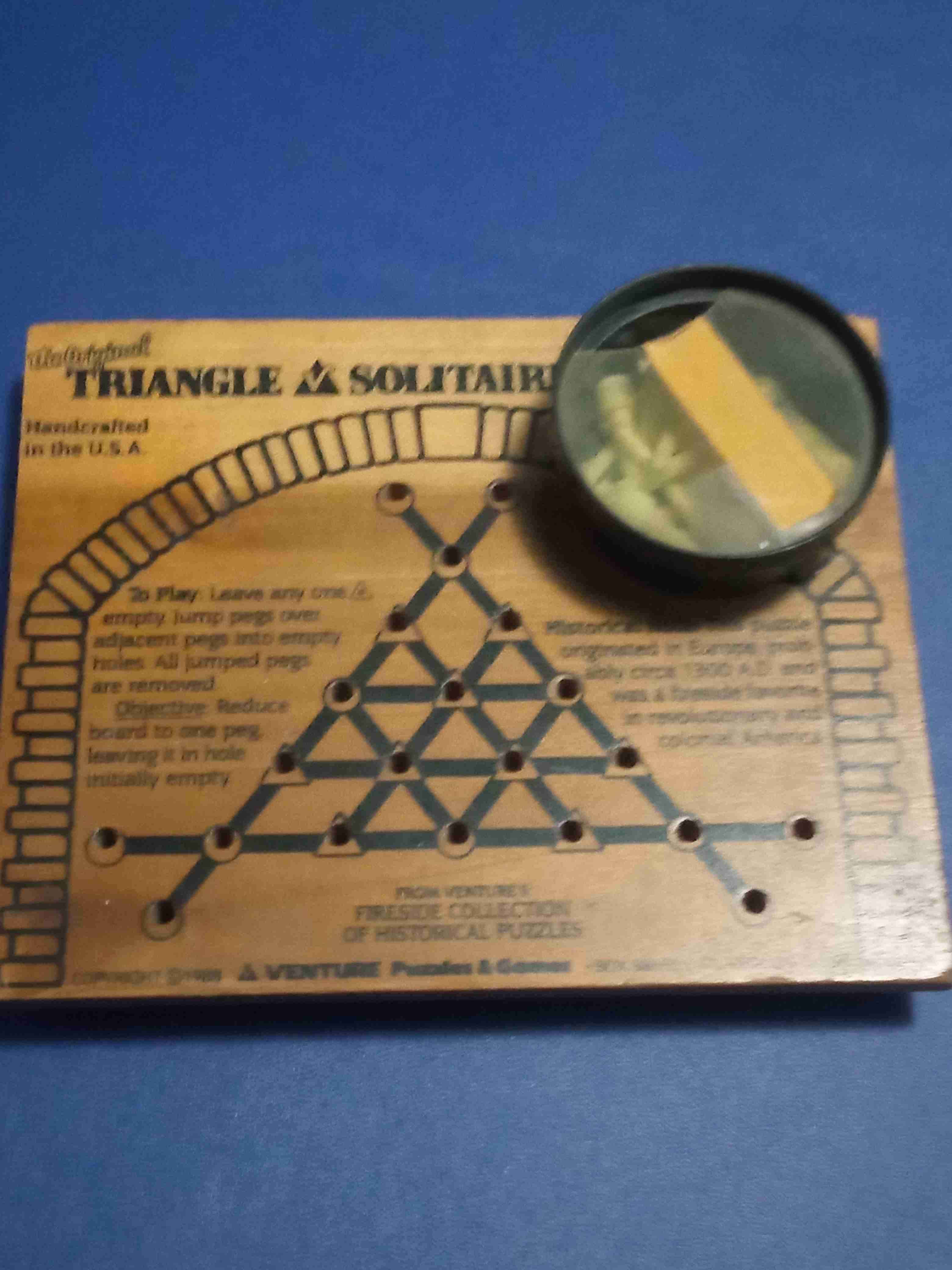 Juego de tablero Triangle Solitaire año 1988 – - miniatura 1