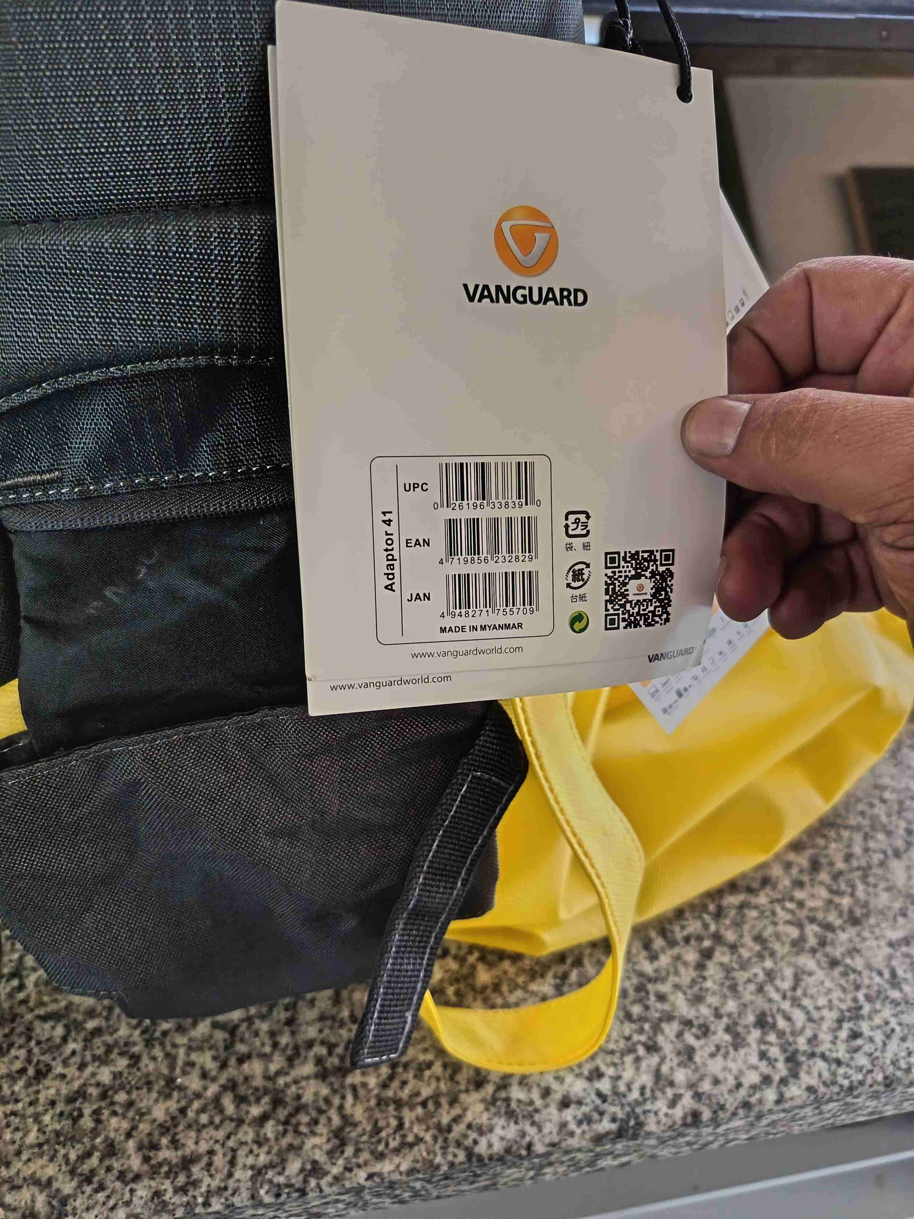 Mochila Vanguard negra para cámara - miniatura 4