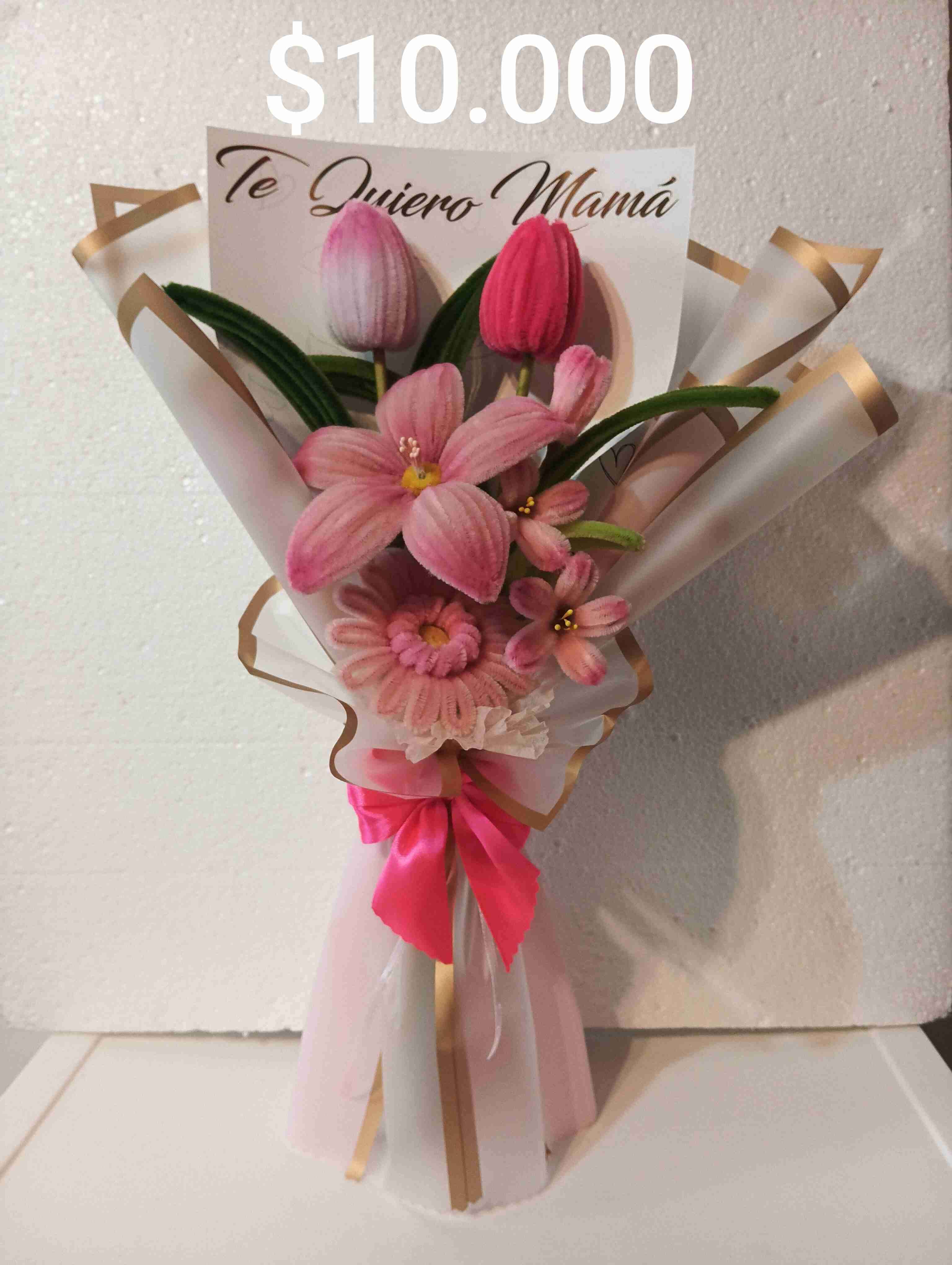 Ramo de flores artificiales