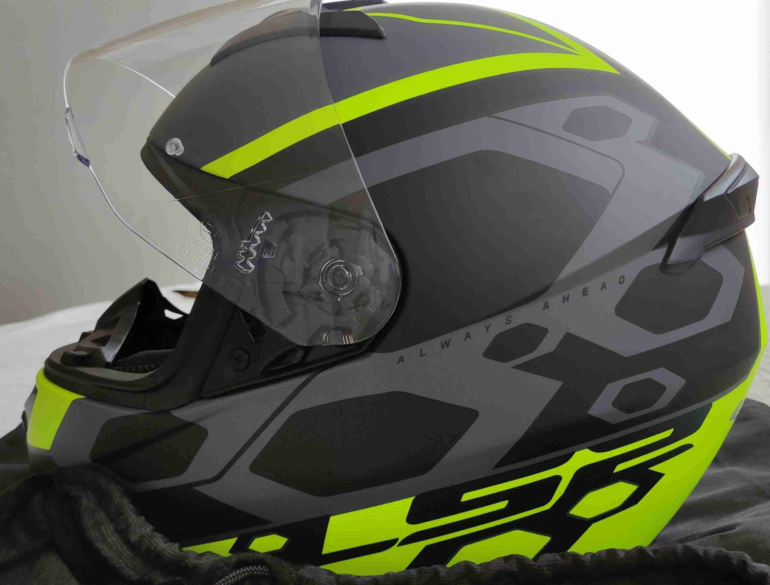 Casco LS2 negro y amarillo - miniatura 3