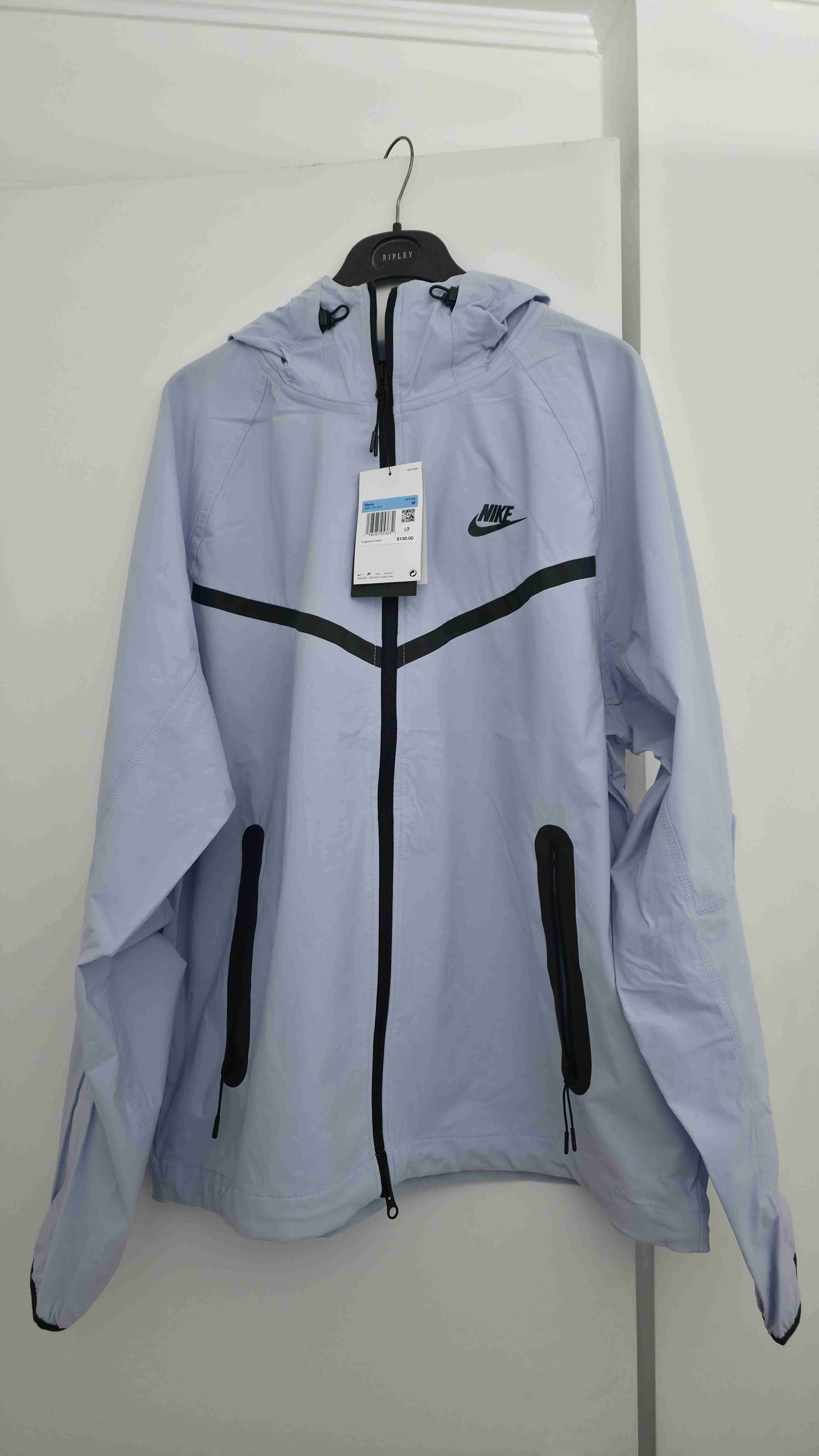 Chaqueta  Nike Tech Woven lavanda Hombre - miniatura 1