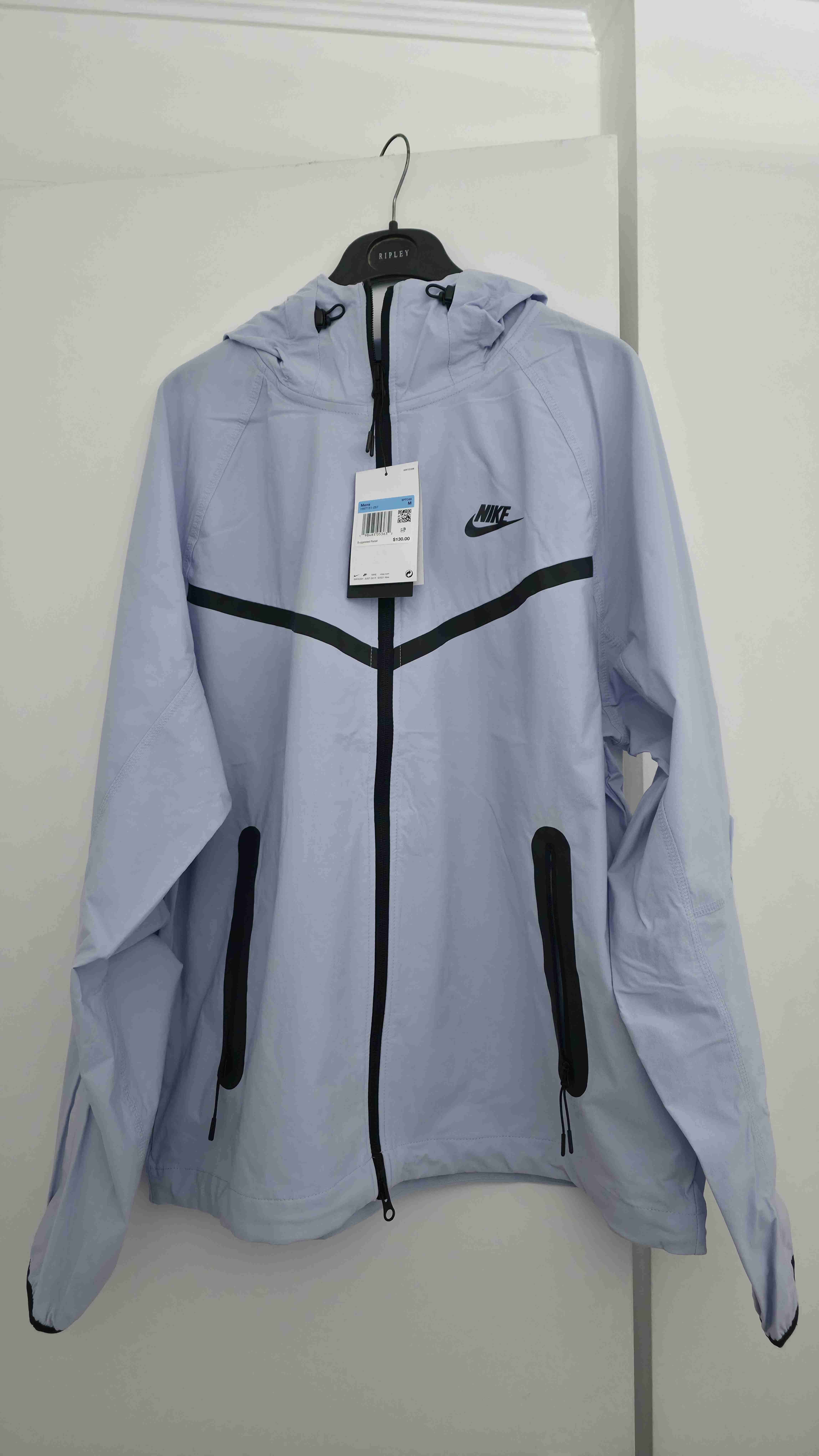 Chaqueta  Nike Tech Woven lavanda Hombre - miniatura 2