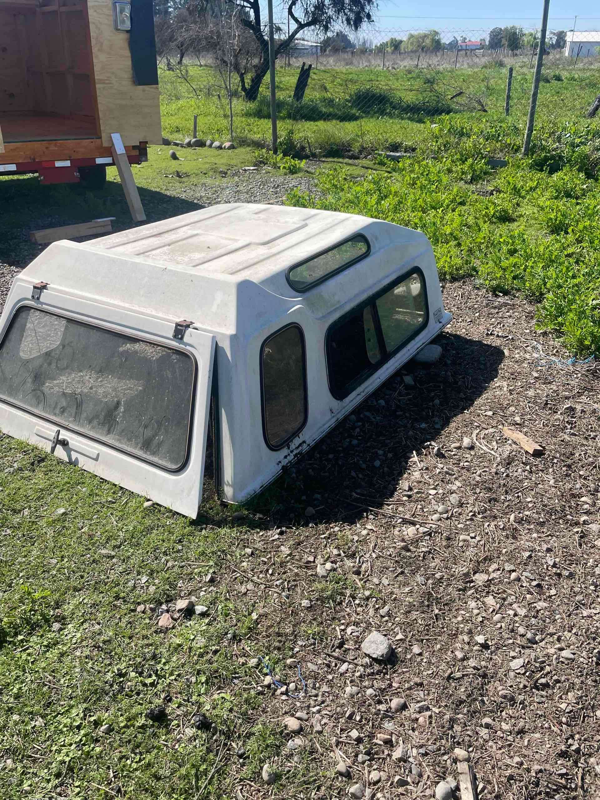Cúpula para camioneta usada - miniatura 2