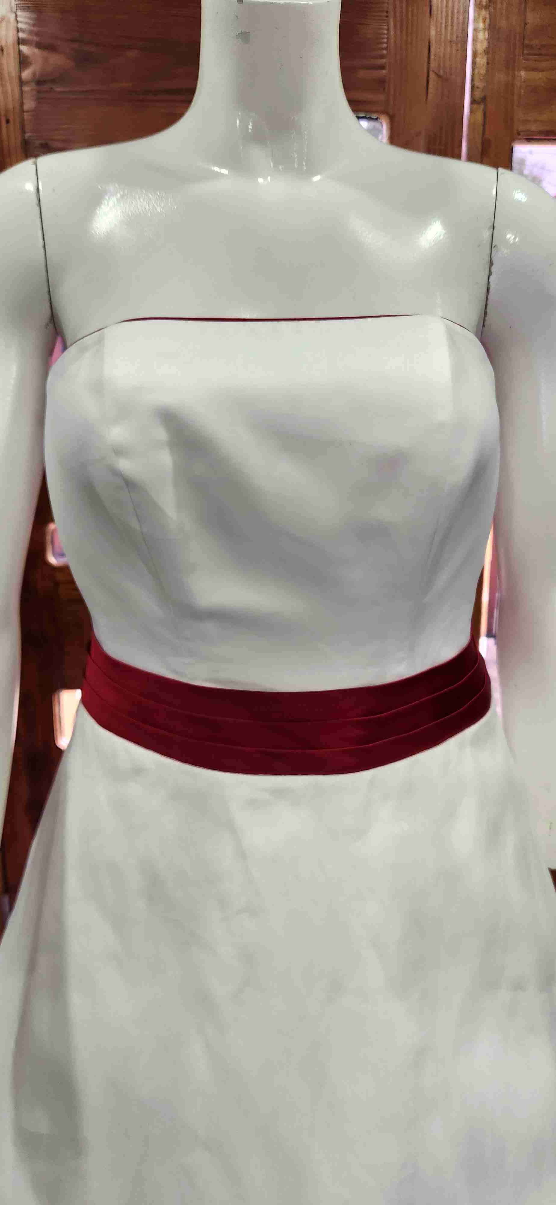Vestido de novia - miniatura 2