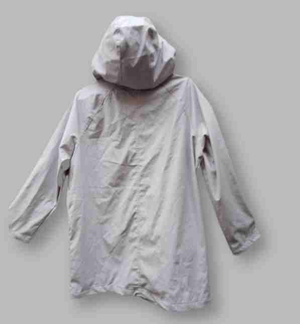 Parka impermeable   con capucha - miniatura 2