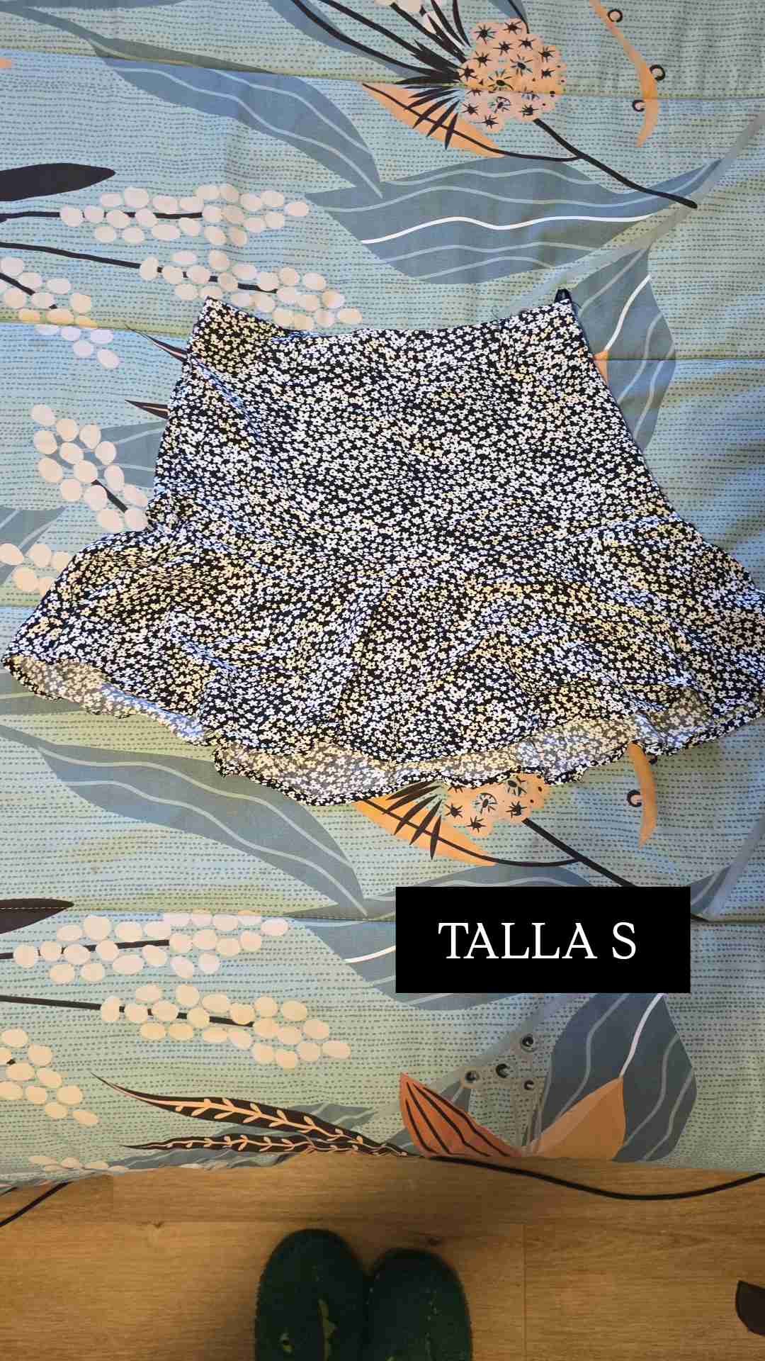 Falda floreada talla S