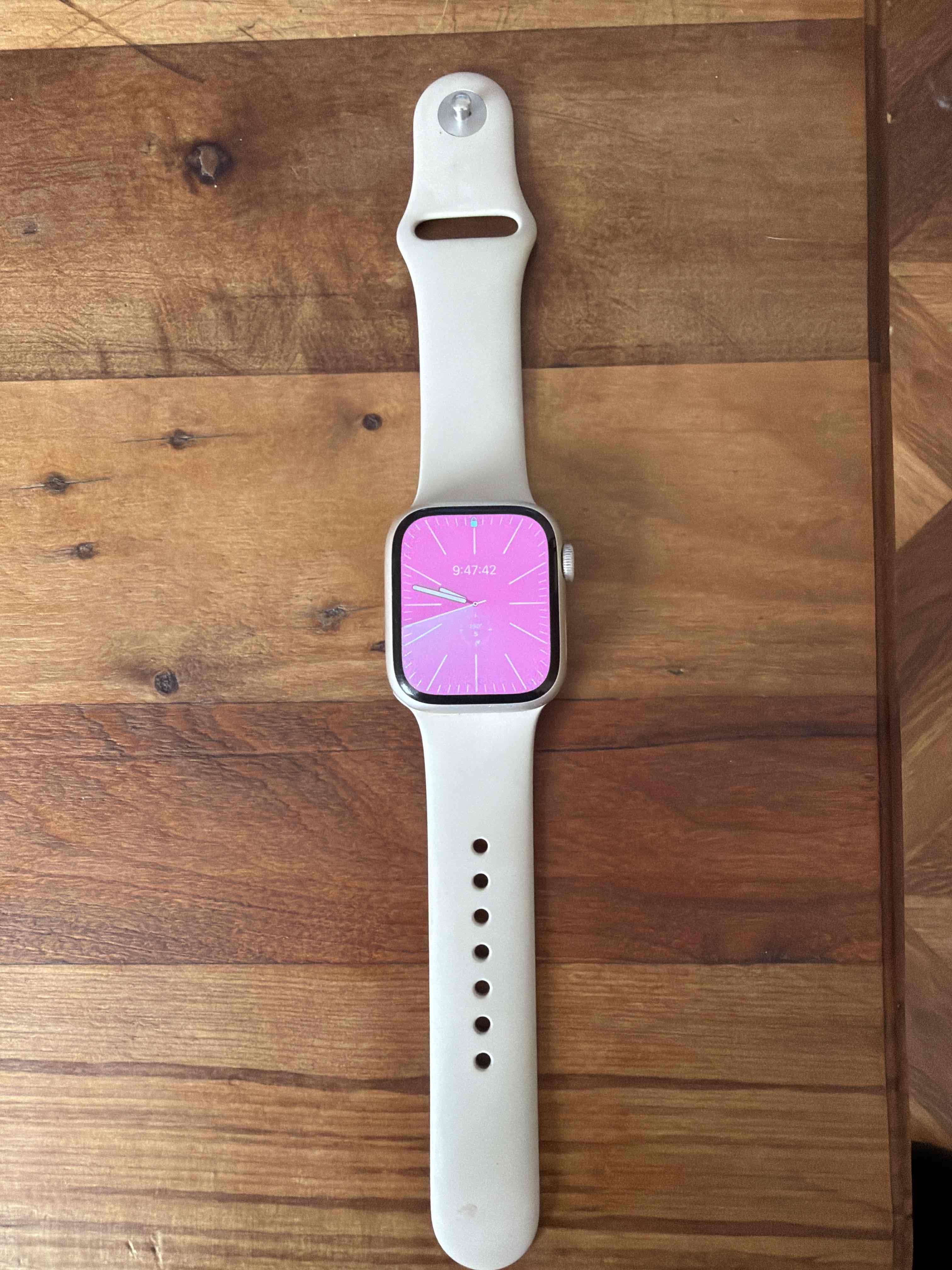Reloj inteligente con correa beige - miniatura 1
