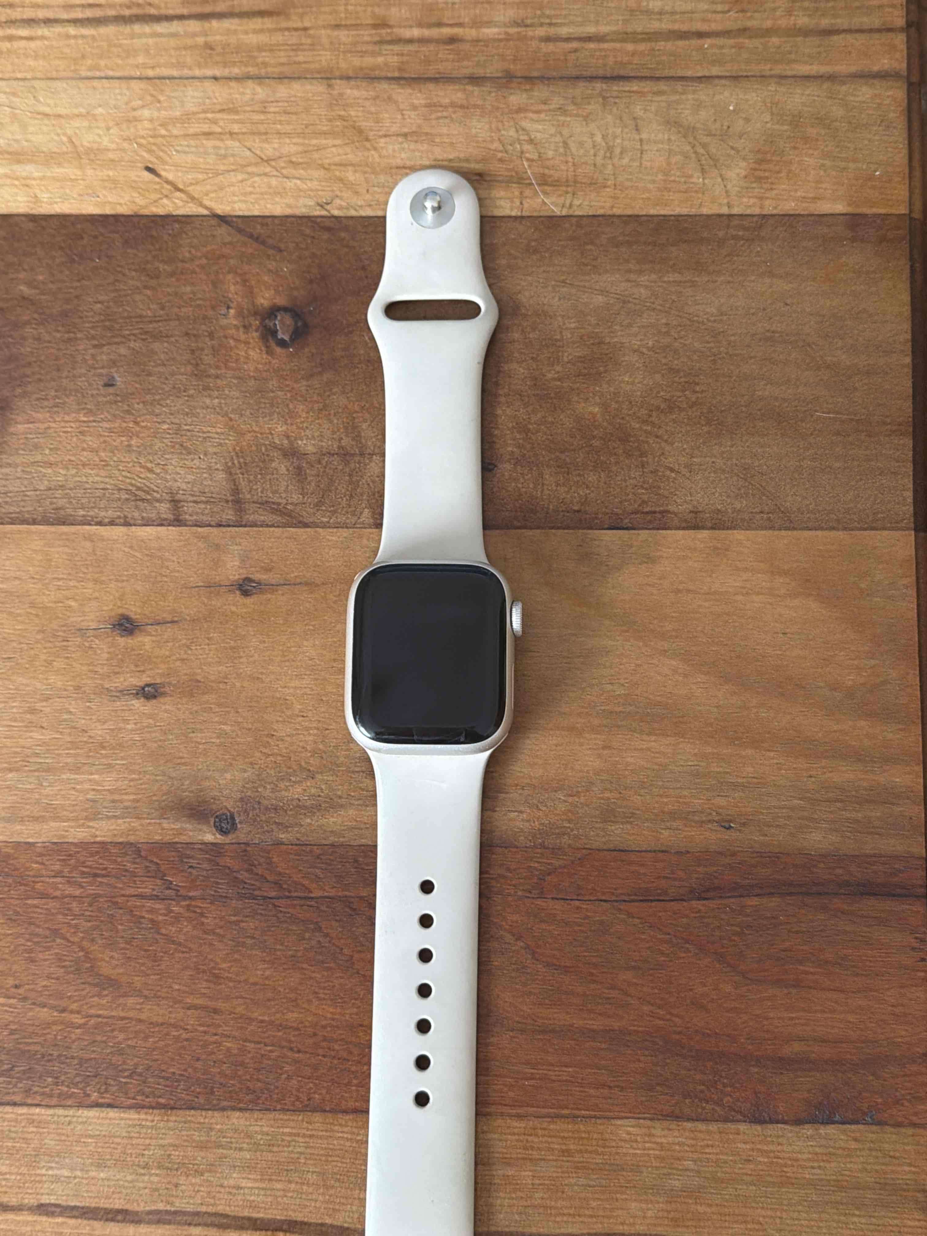 Reloj inteligente con correa beige - miniatura 6