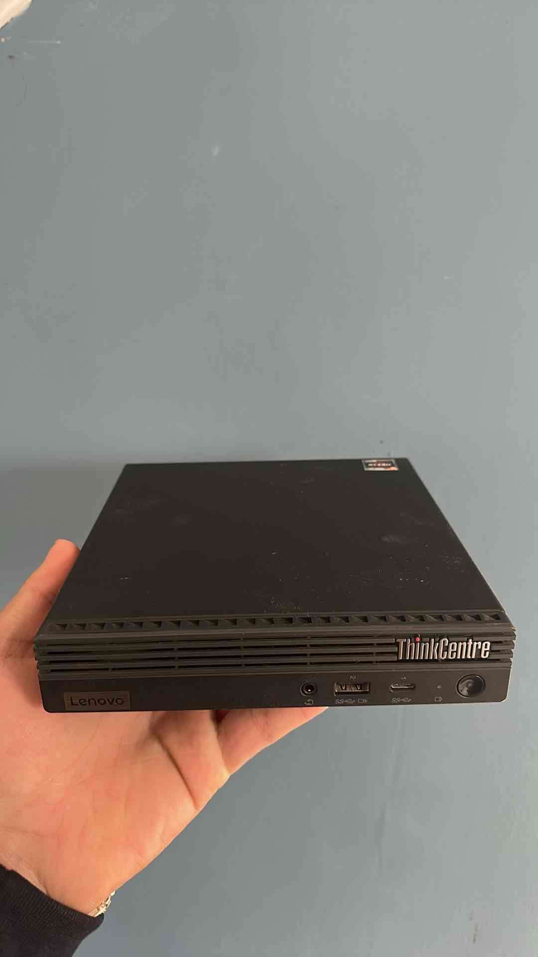 Mini PC Lenovo ThinkCentre - miniatura 1