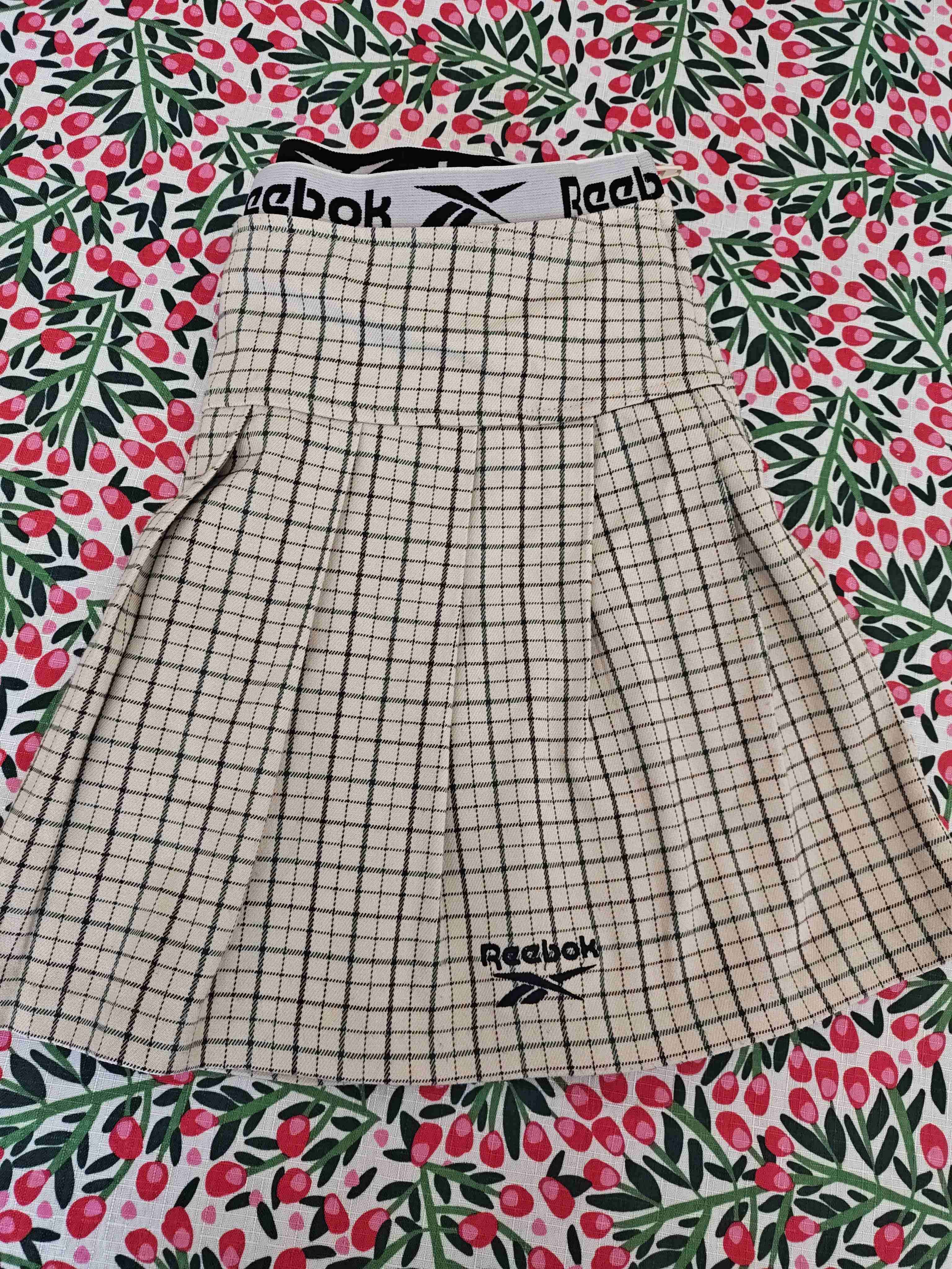 Falda Reebok/H&M a cuadros - miniatura 6