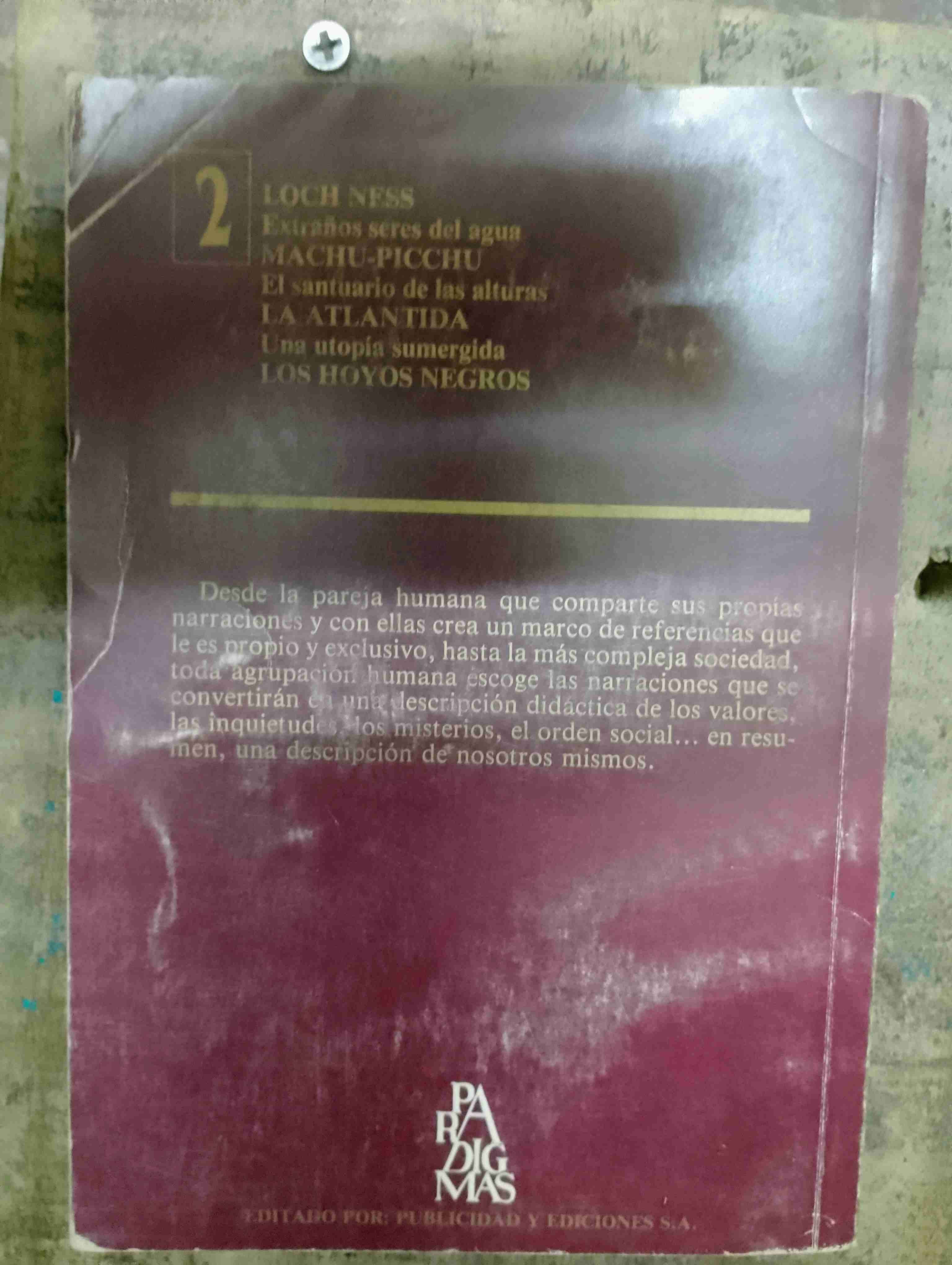 Libro Paradigmas Enigmas y Leyendas - miniatura 2