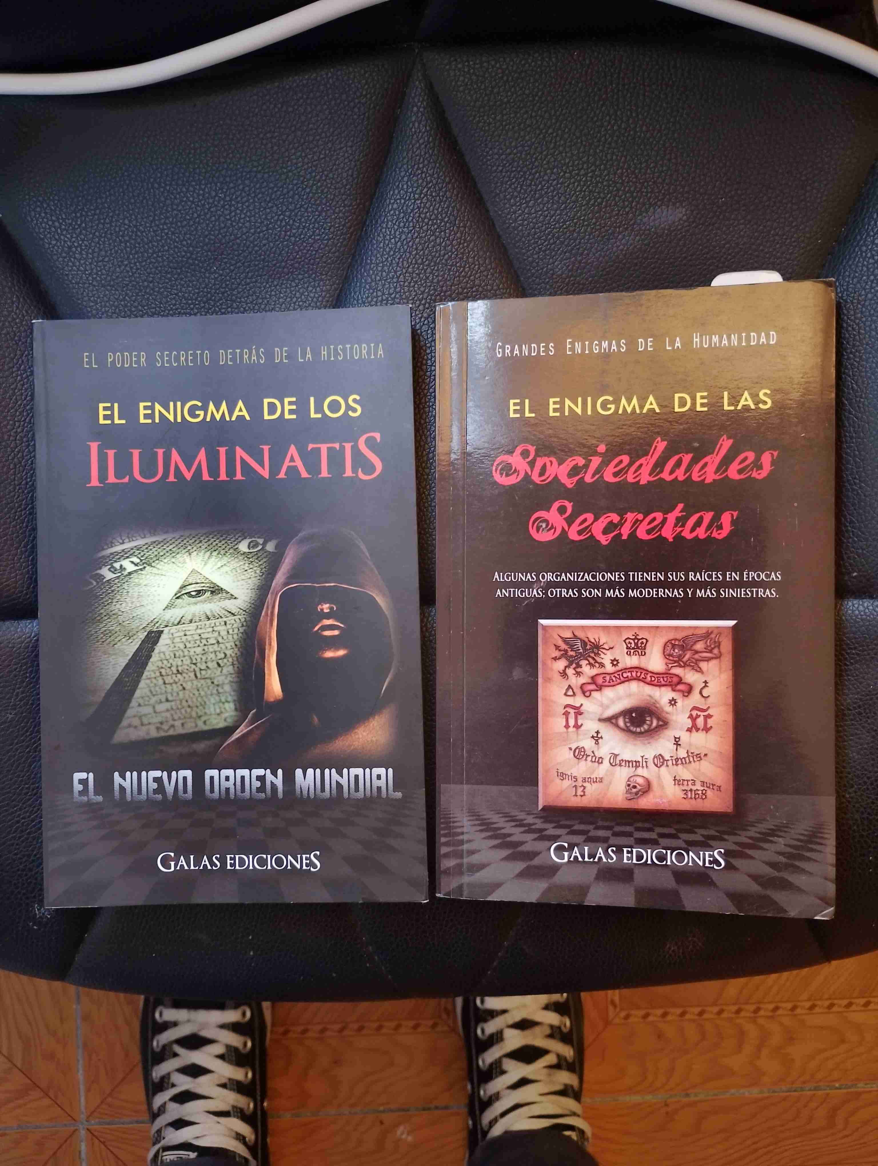 Libros de enigmas y sociedades secretas